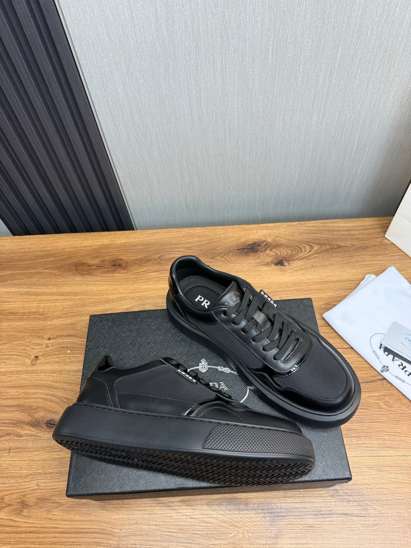 LuxluxHouse Best Quality Shoes Prada