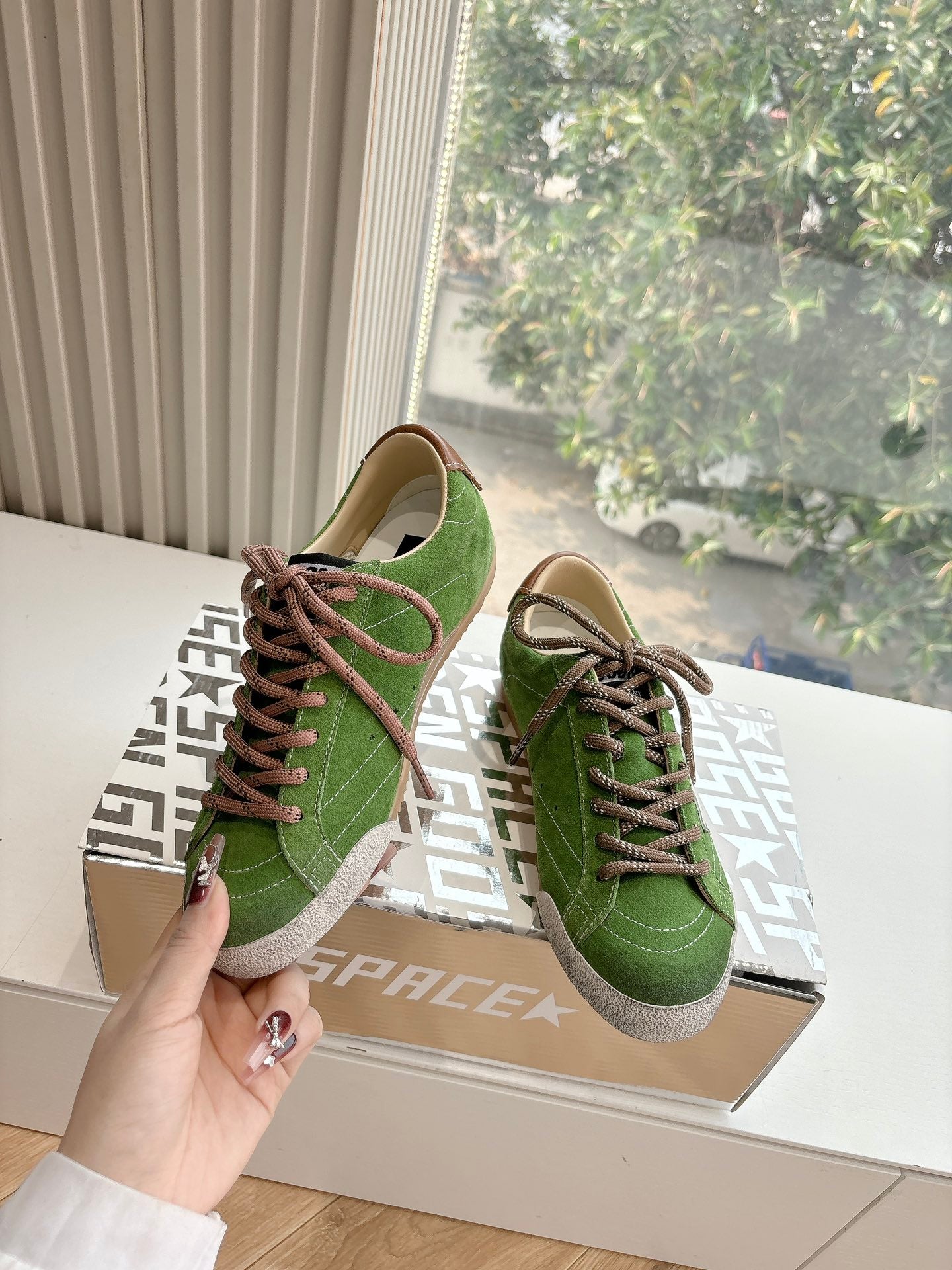 LuxluxHouse Best Quality Shoes Golden Goose