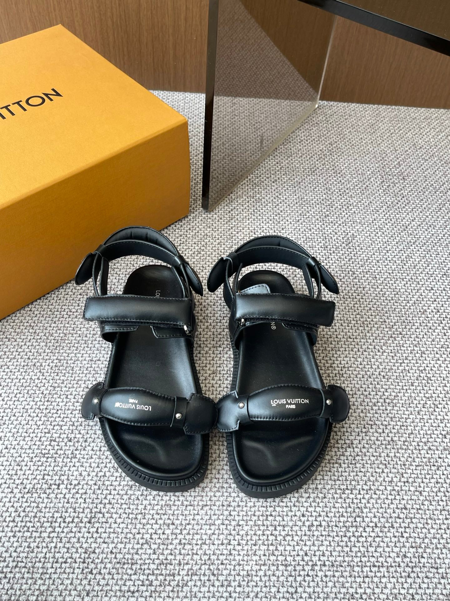 LuxluxHouse Best Quality Women Shoes Louis Vuitton