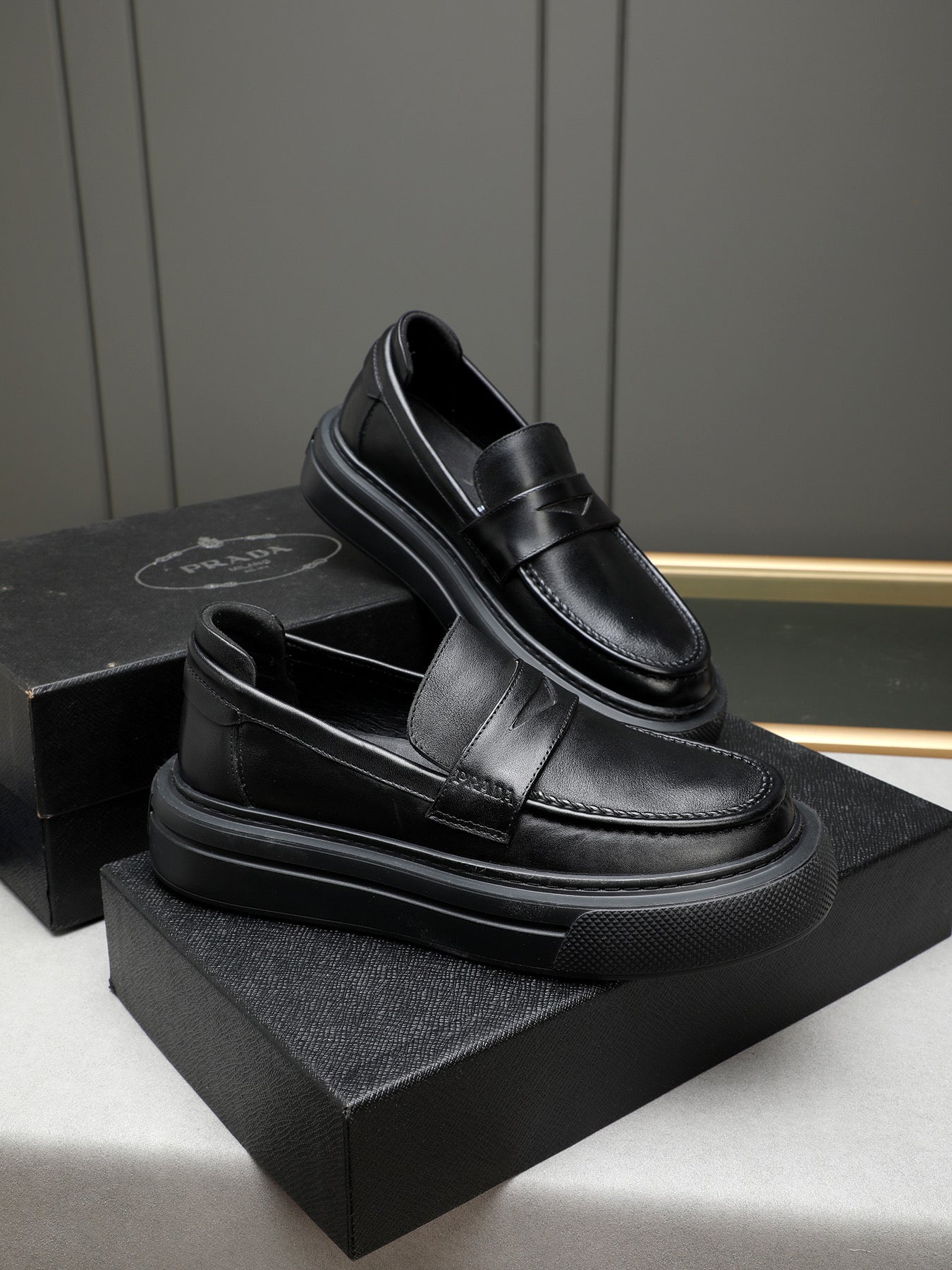 LuxluxHouse Best Quality Shoes Prada