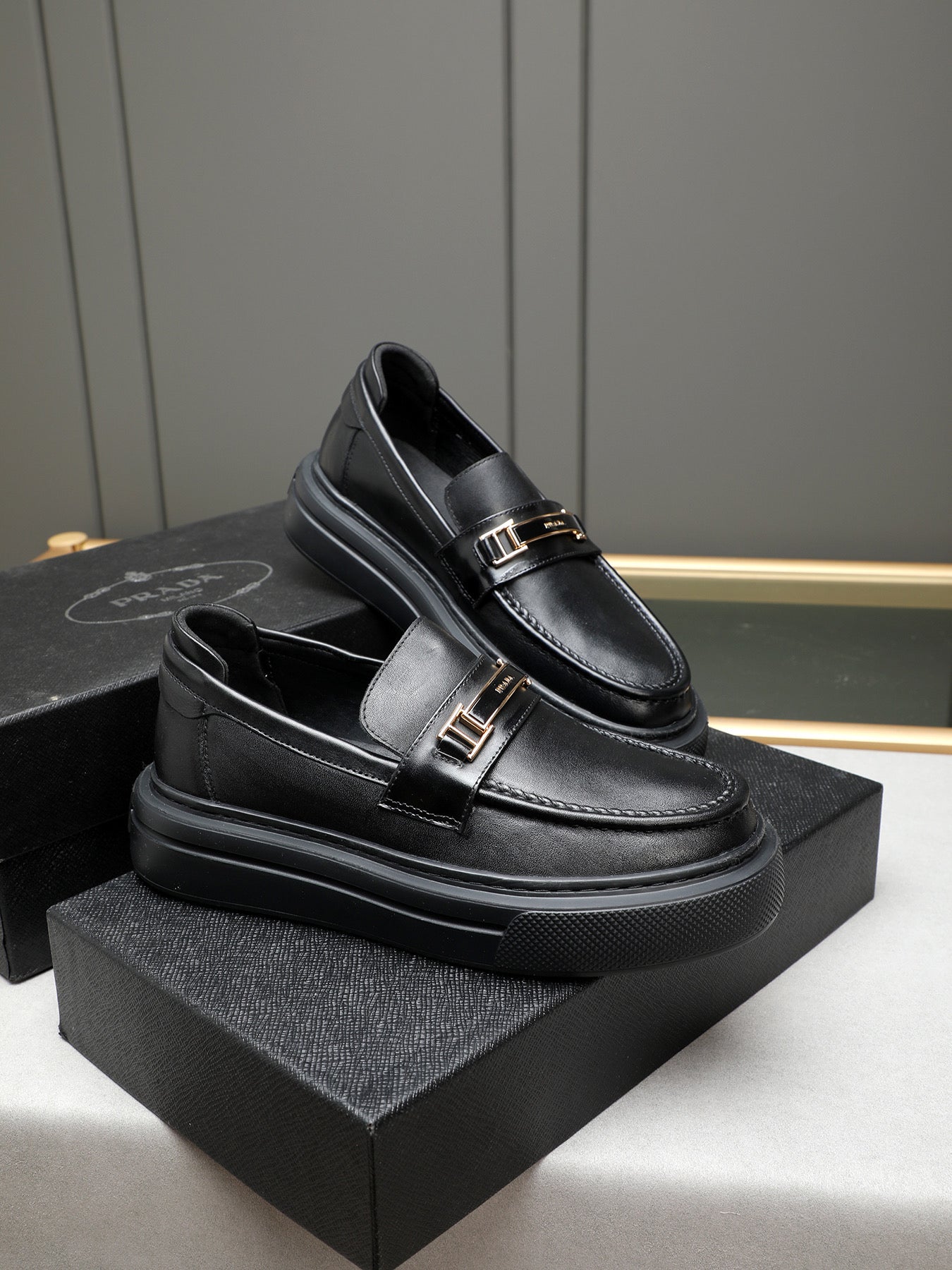 LuxluxHouse Best Quality Shoes Prada