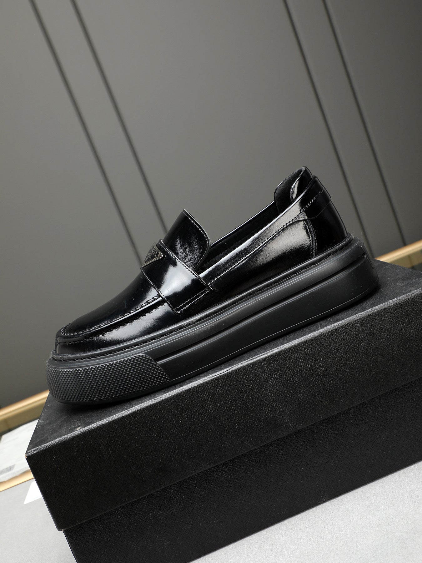 LuxluxHouse Best Quality Shoes Prada