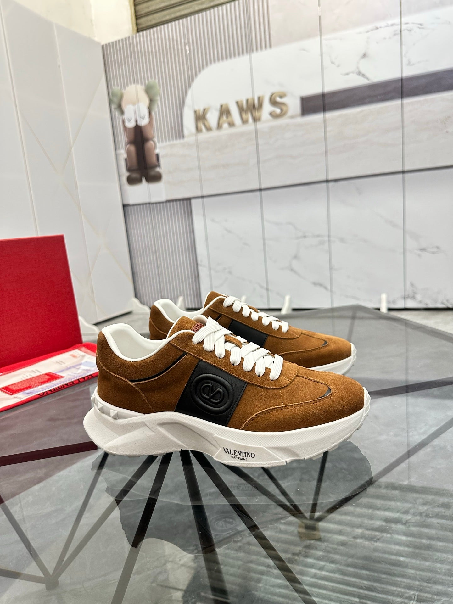 LuxluxHouse Best Quality Shoes Valentino