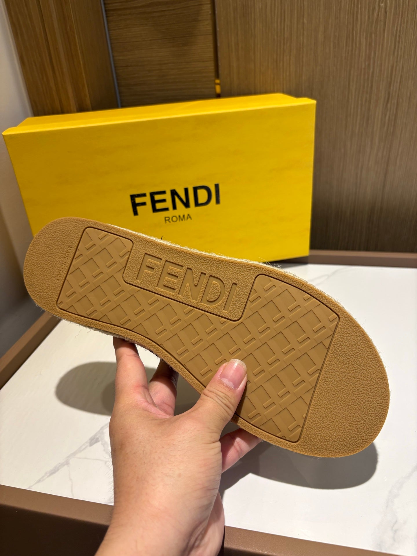 LuxluxHouse Best Quality Sandals Fendi