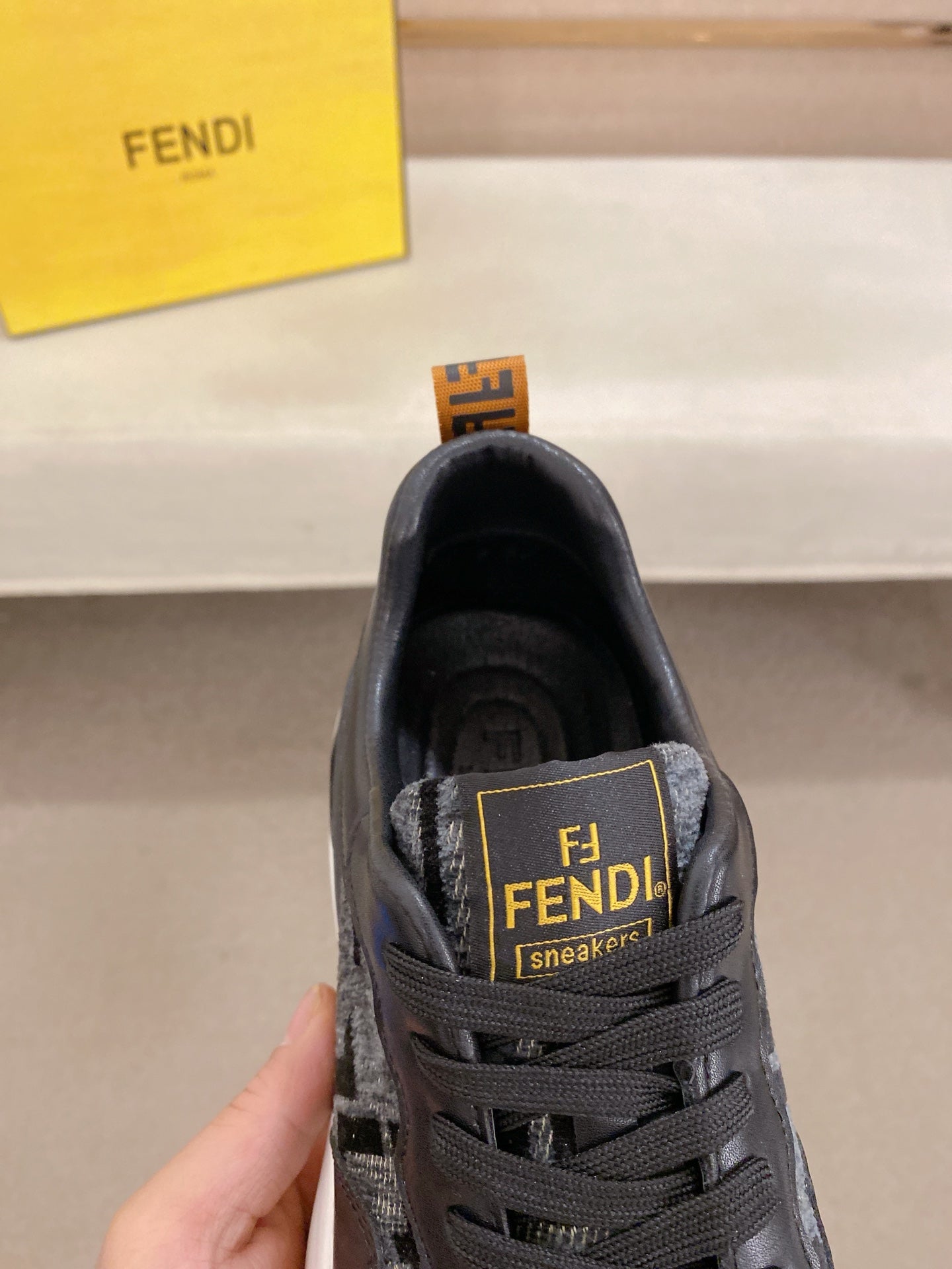 LuxluxHouse Best Quality Shoes Fendi