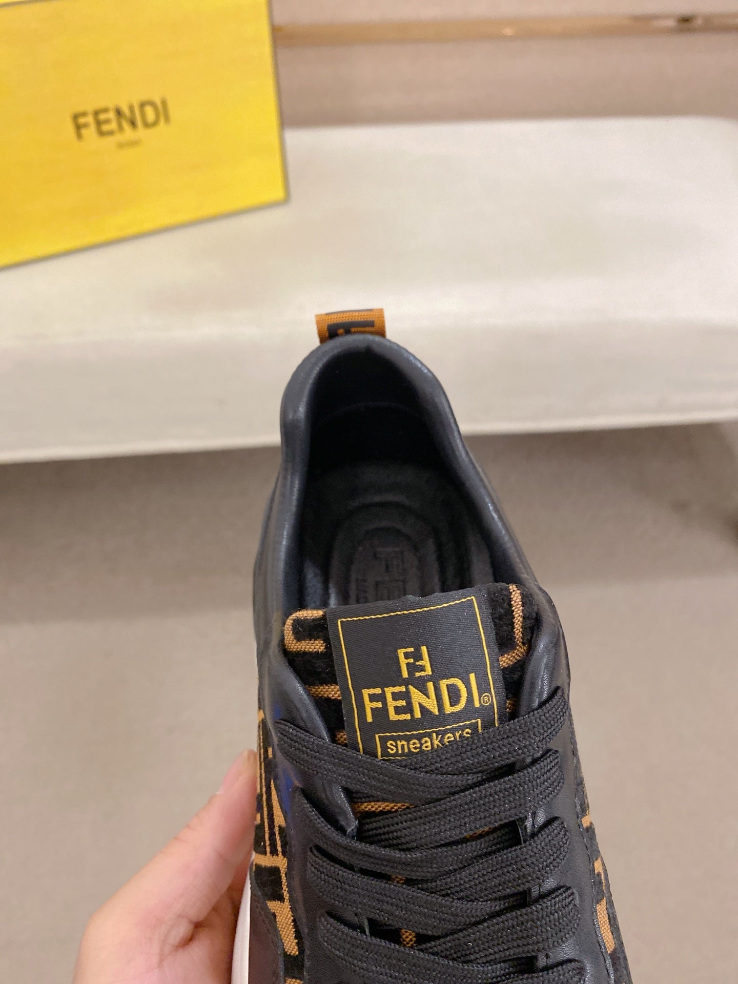 LuxluxHouse Best Quality Shoes Fendi