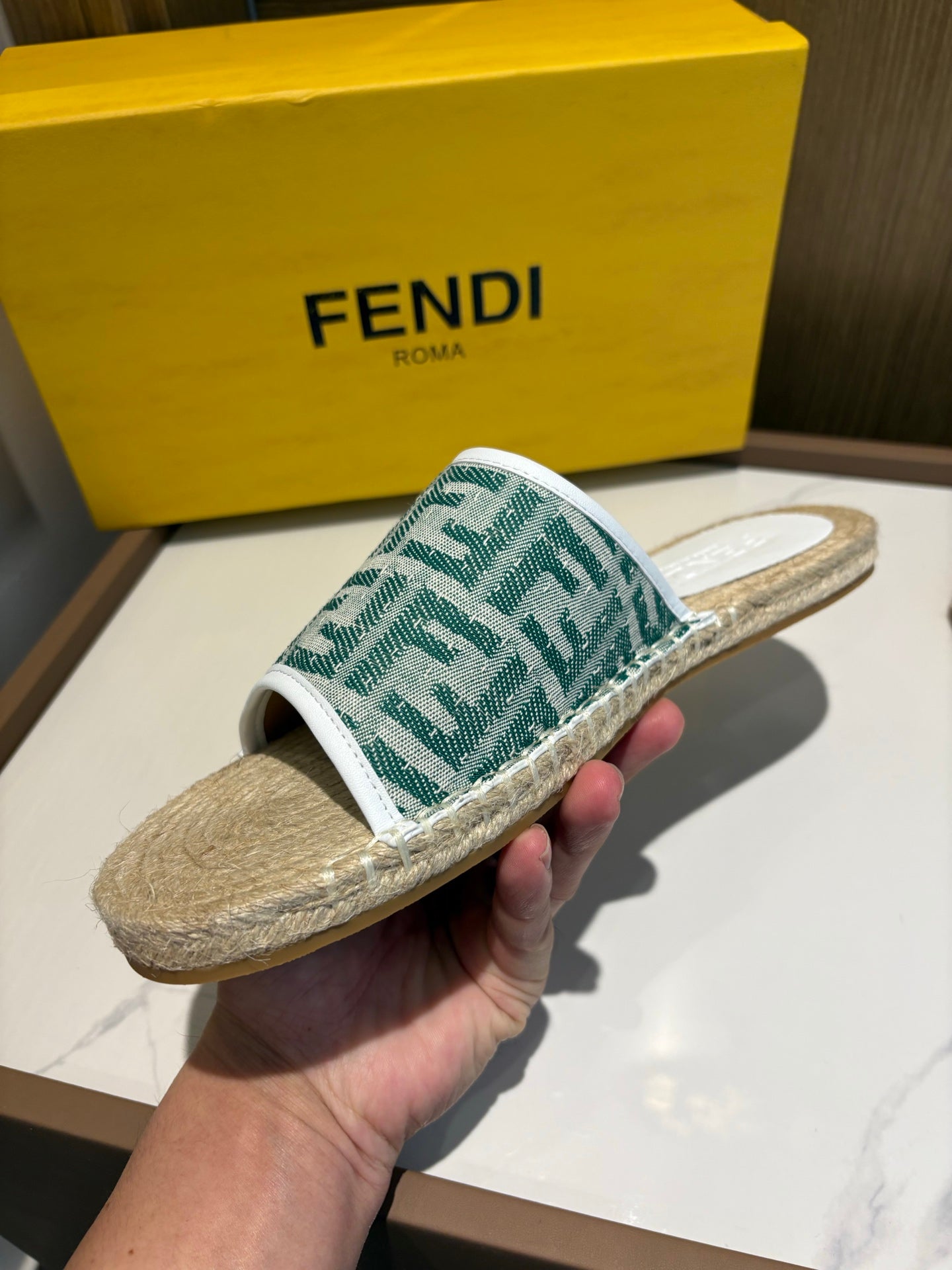 LuxluxHouse Best Quality Sandals Fendi