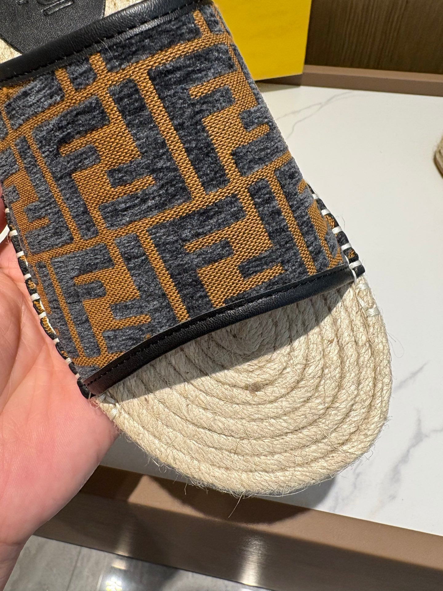 LuxluxHouse Best Quality Sandals Fendi