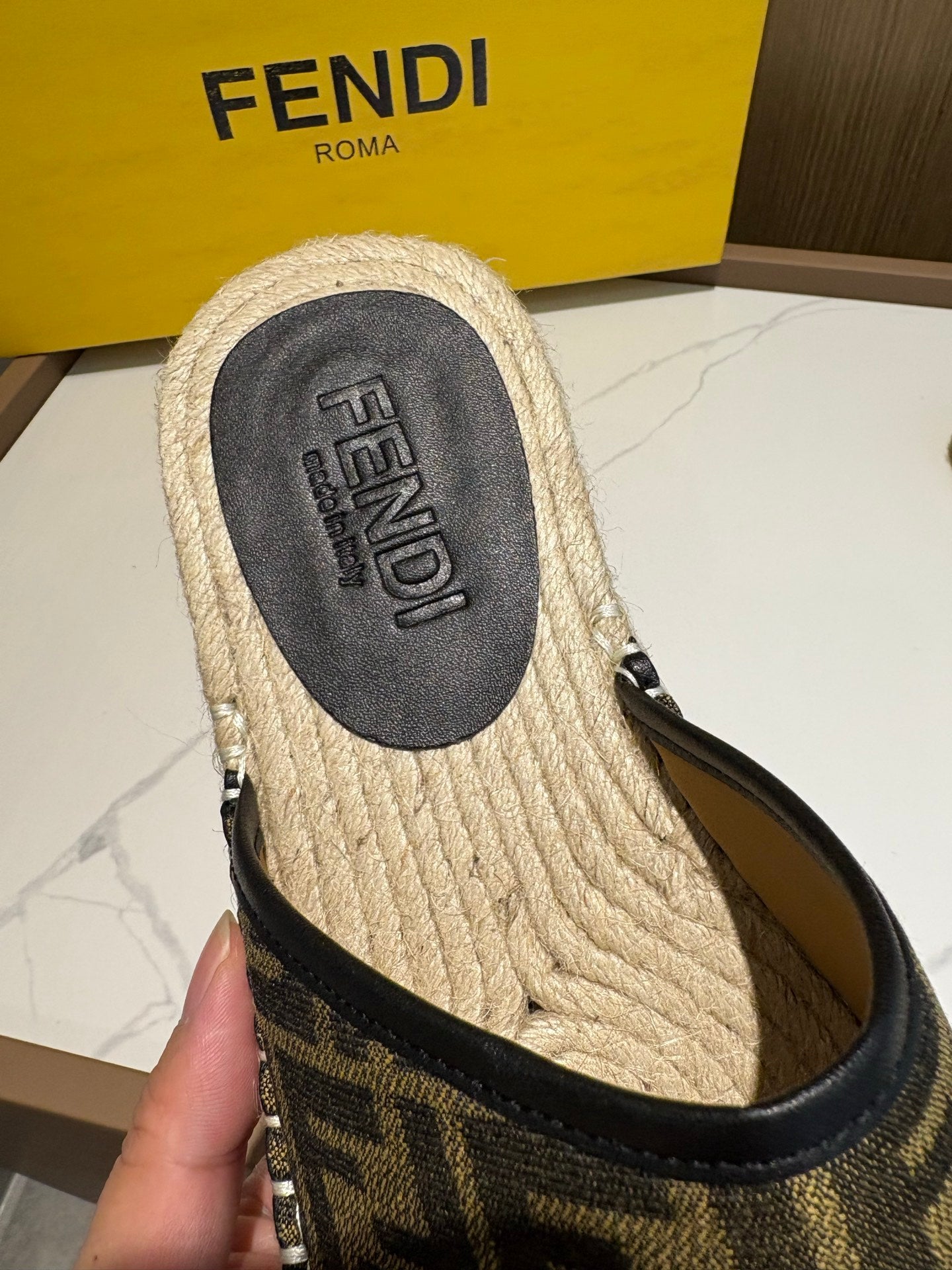 LuxluxHouse Best Quality Sandals Fendi