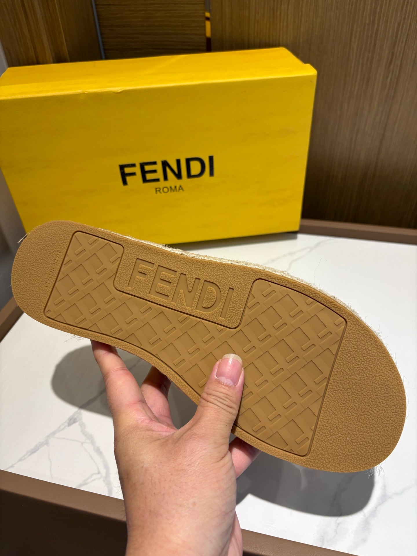 LuxluxHouse Best Quality Sandals Fendi