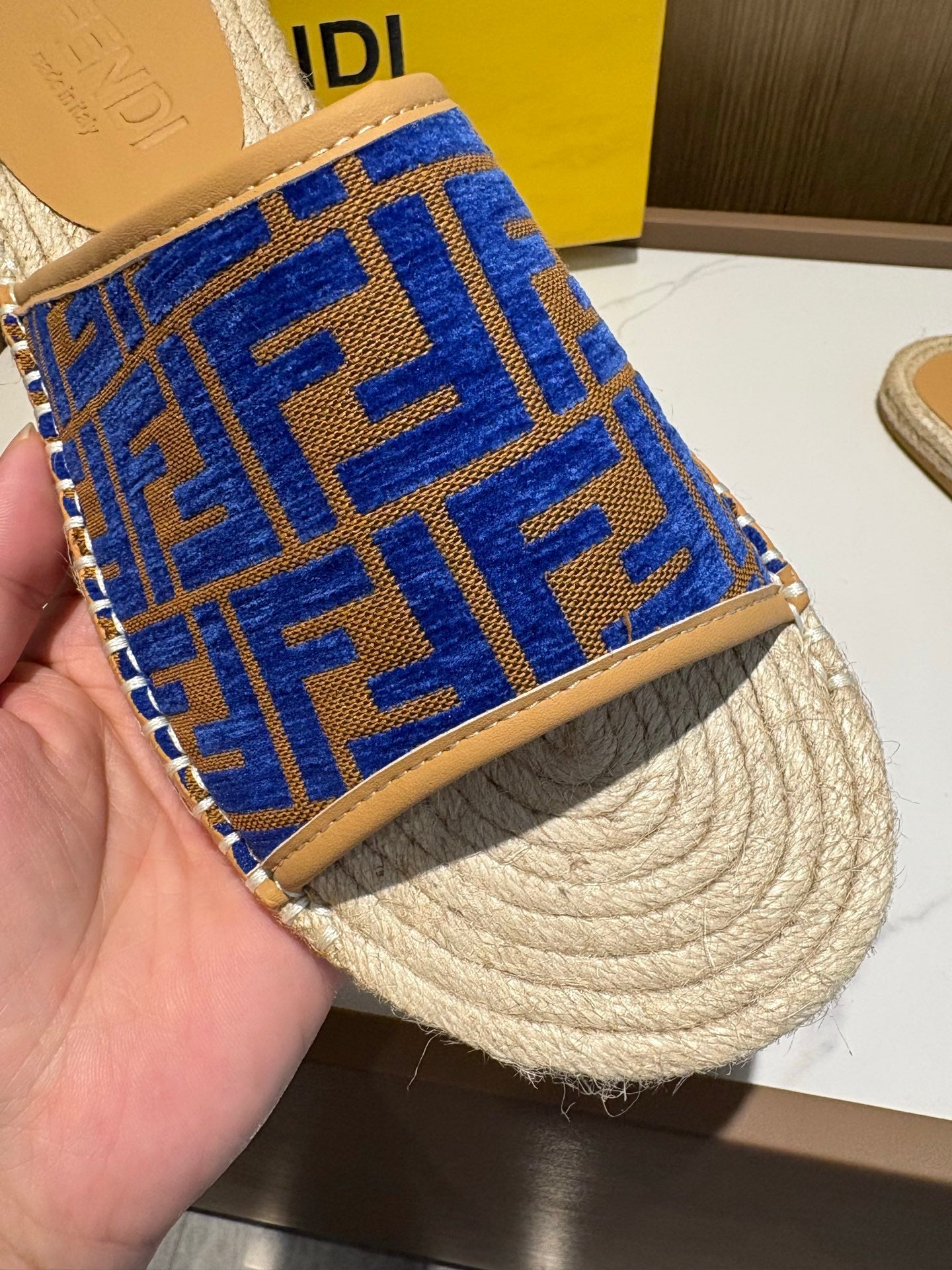 LuxluxHouse Best Quality Sandals Fendi