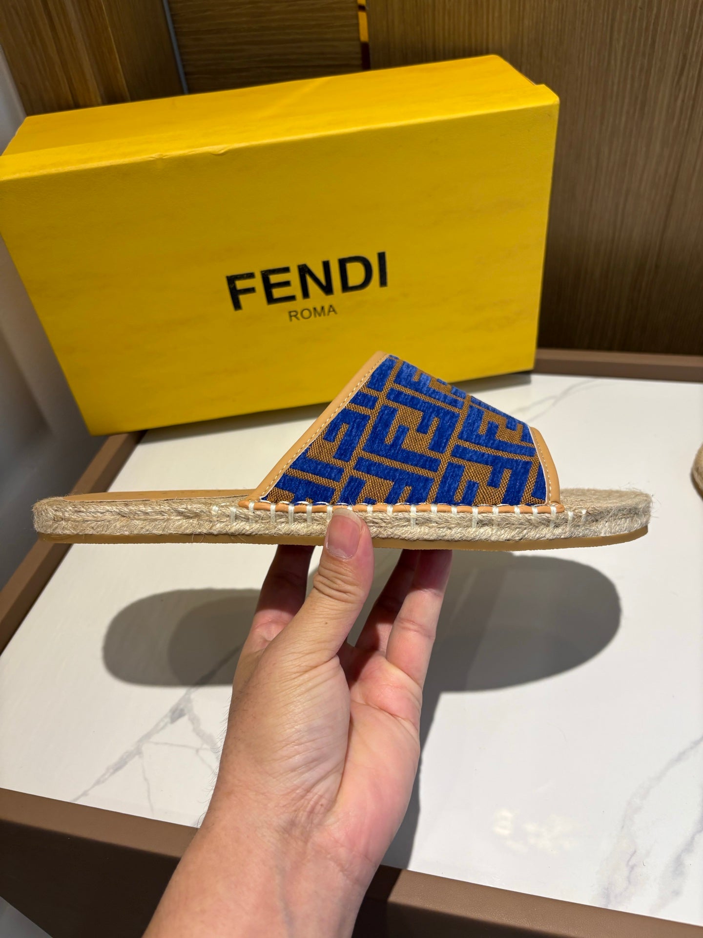LuxluxHouse Best Quality Sandals Fendi