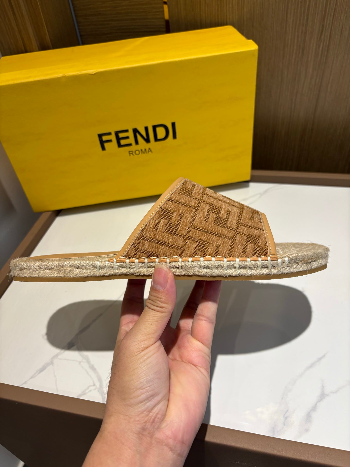 LuxluxHouse Best Quality Sandals Fendi