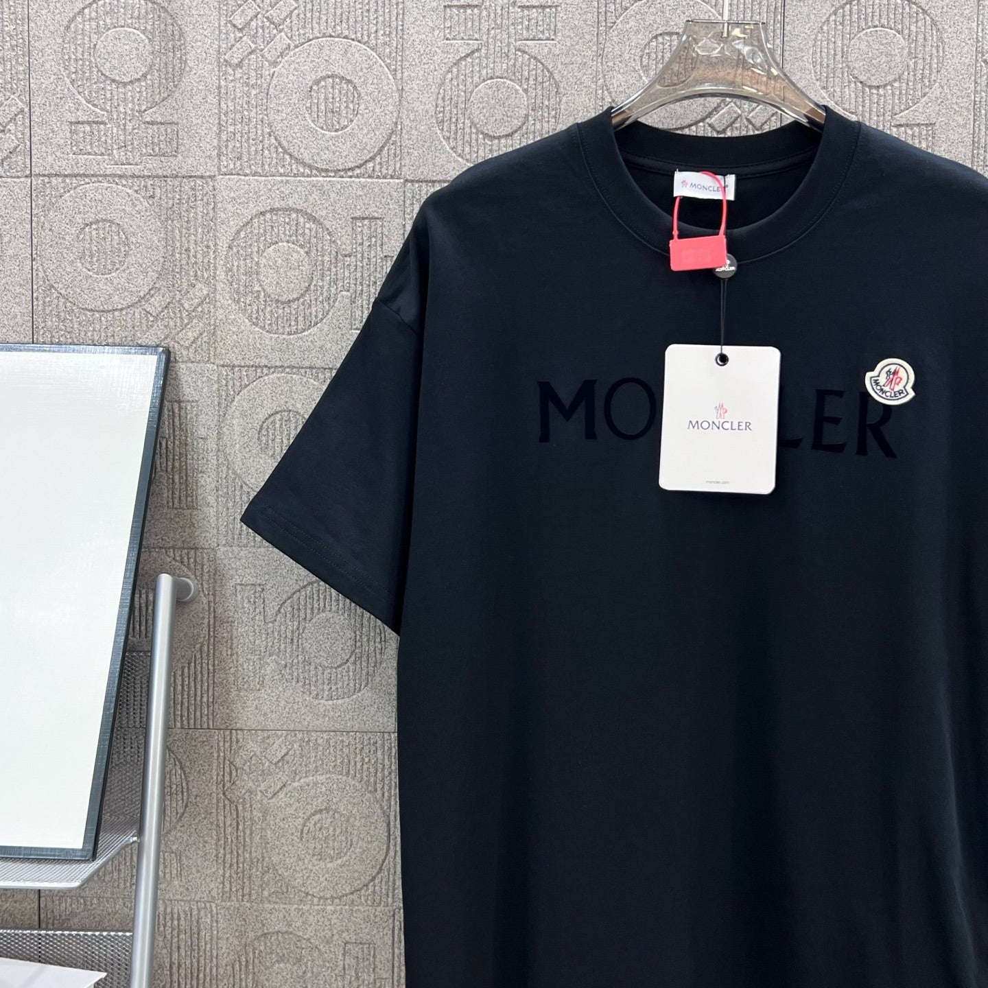 LuxluxHouse Best Quality Clothes T-shirt Moncler
