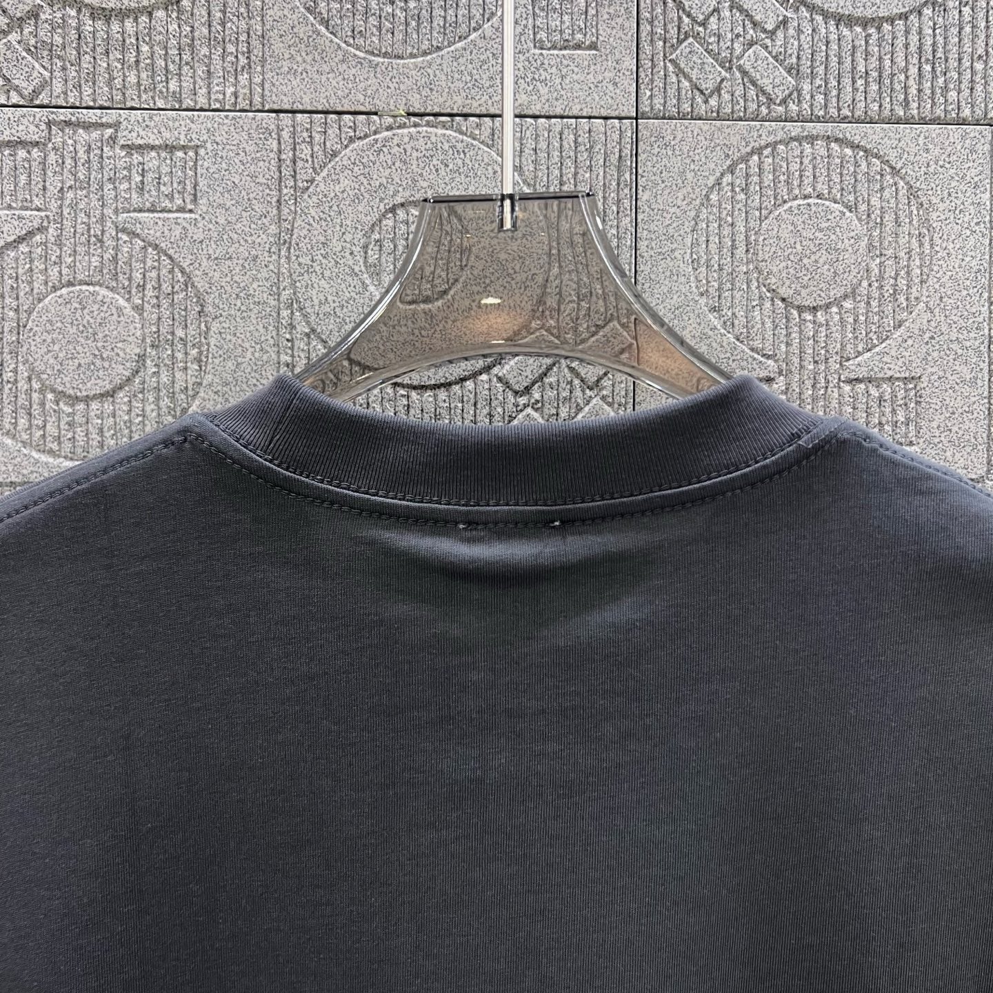 LuxluxHouse Best Quality Clothes T-shirt Loewe