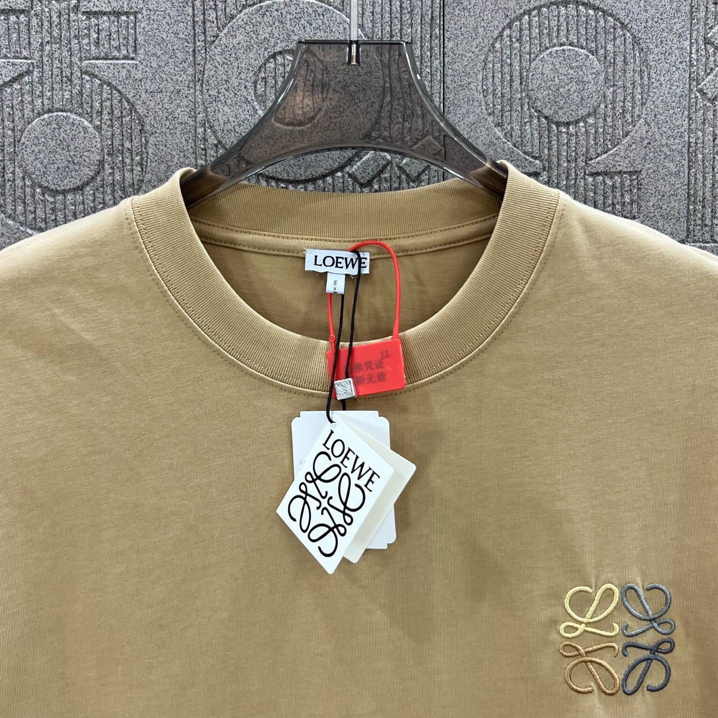 LuxluxHouse Best Quality Clothes T-shirt Loewe