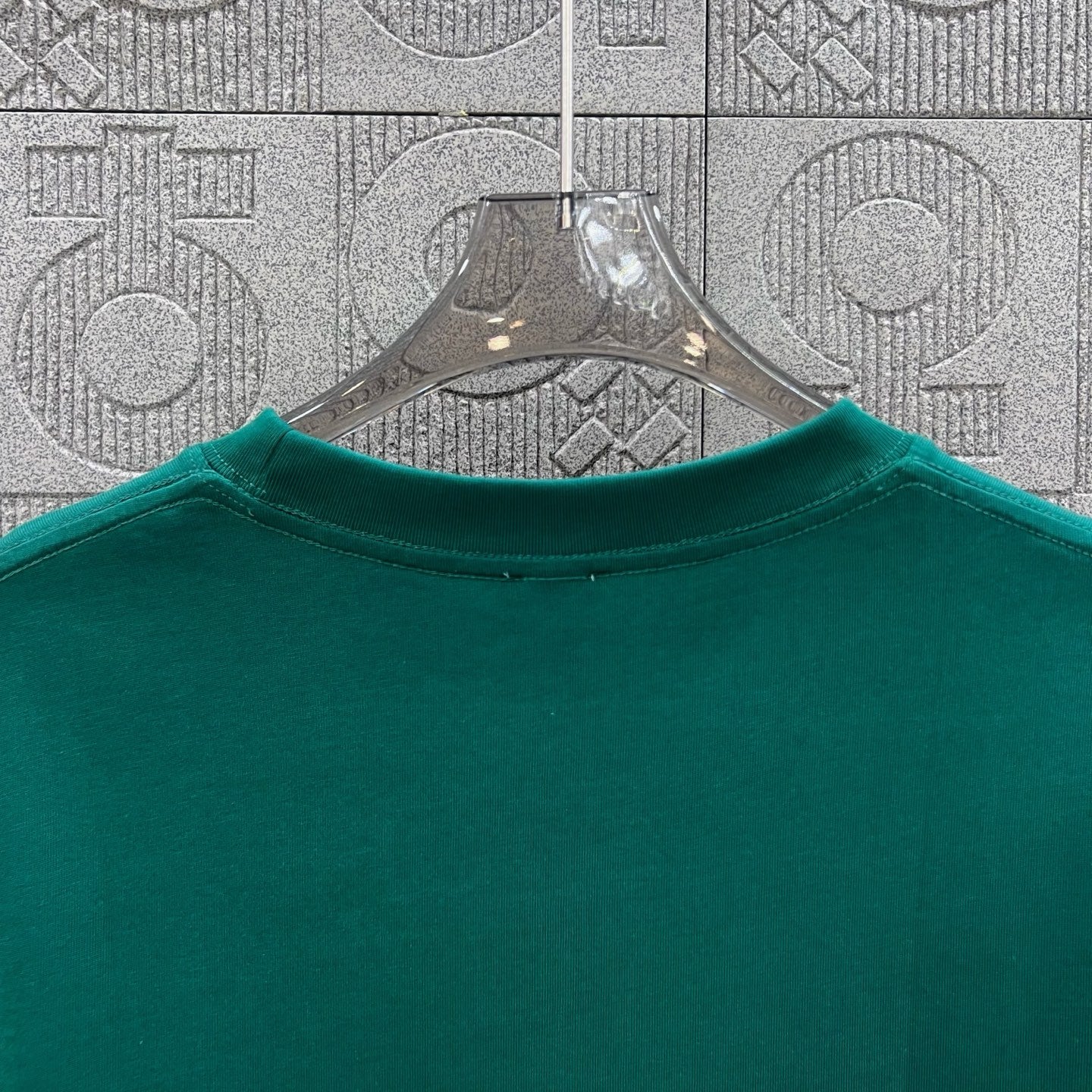 LuxluxHouse Best Quality Clothes T-shirt Loewe