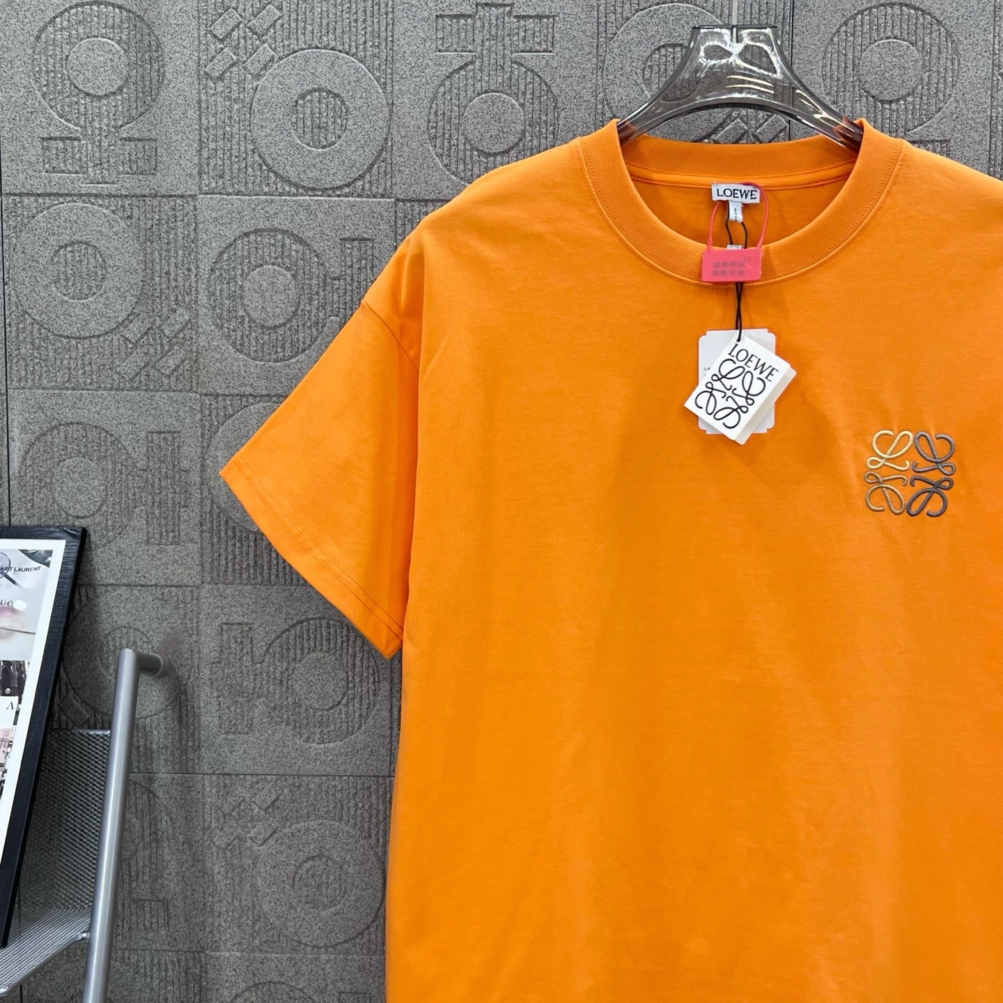 LuxluxHouse Best Quality Clothes T-shirt Loewe