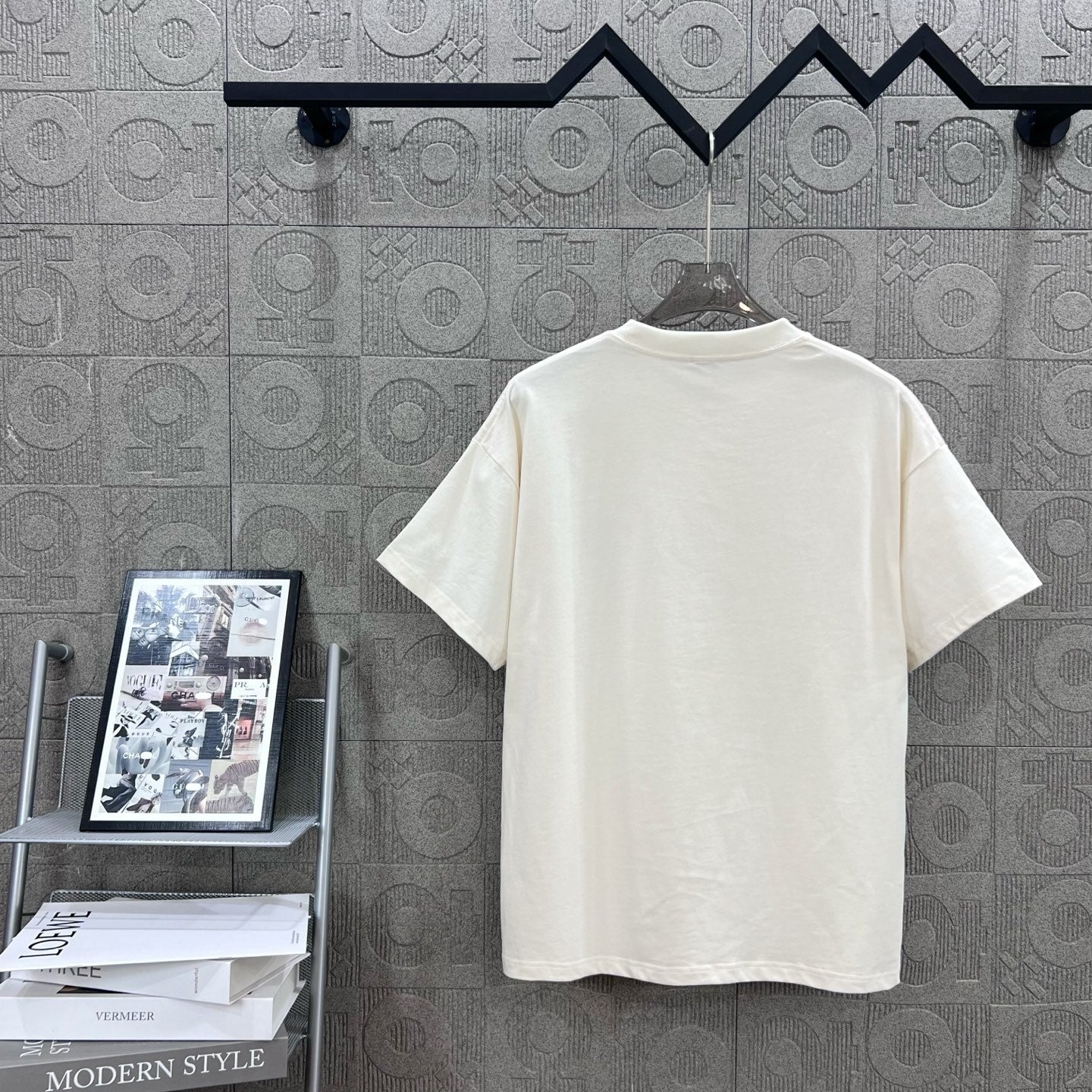 LuxluxHouse Best Quality Clothes T-shirt Loewe