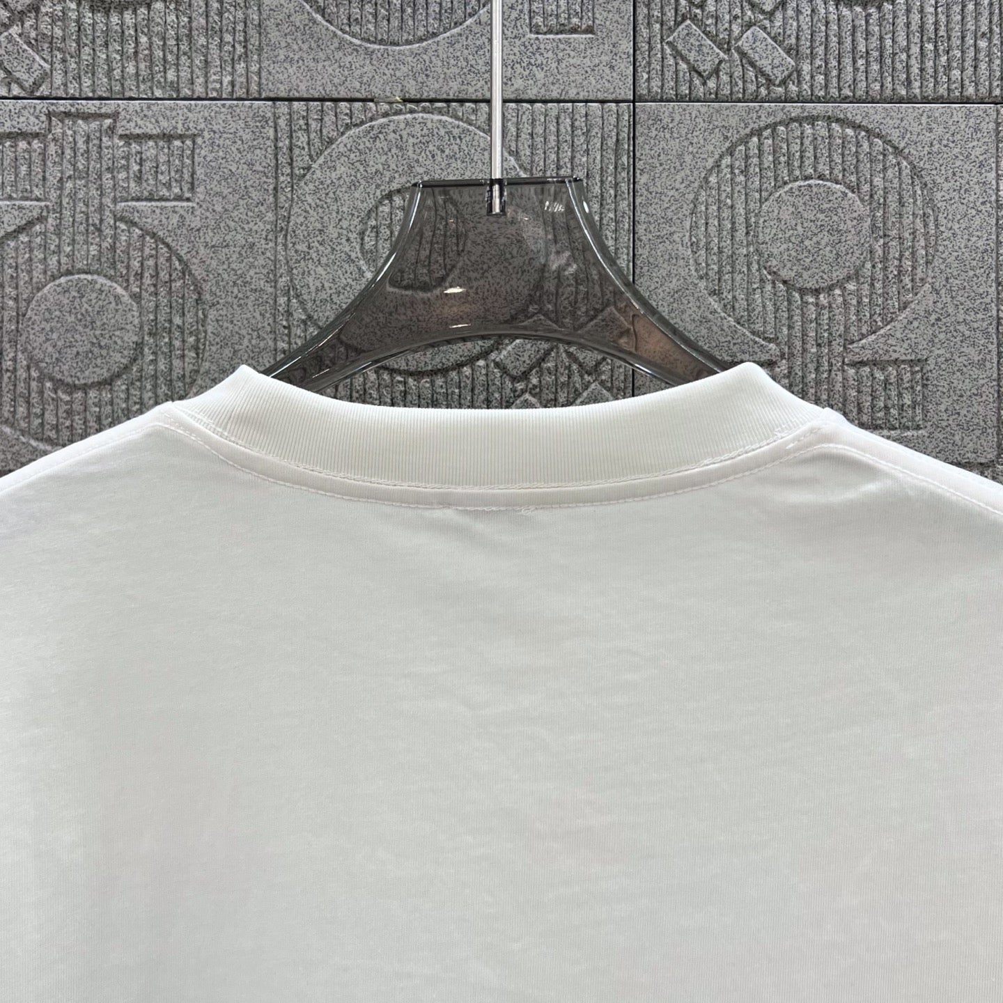 LuxluxHouse Best Quality Clothes T-shirt Loewe