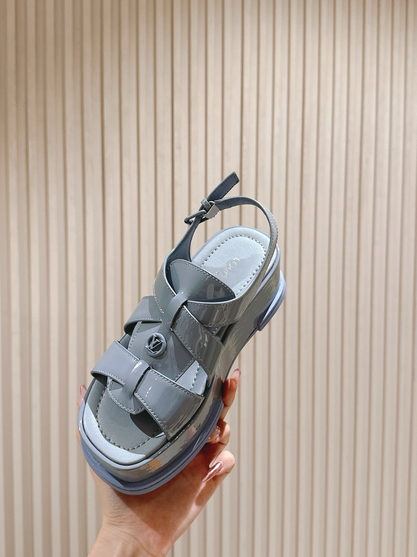 LuxluxHouse Best Quality Women Shoes Louis Vuitton
