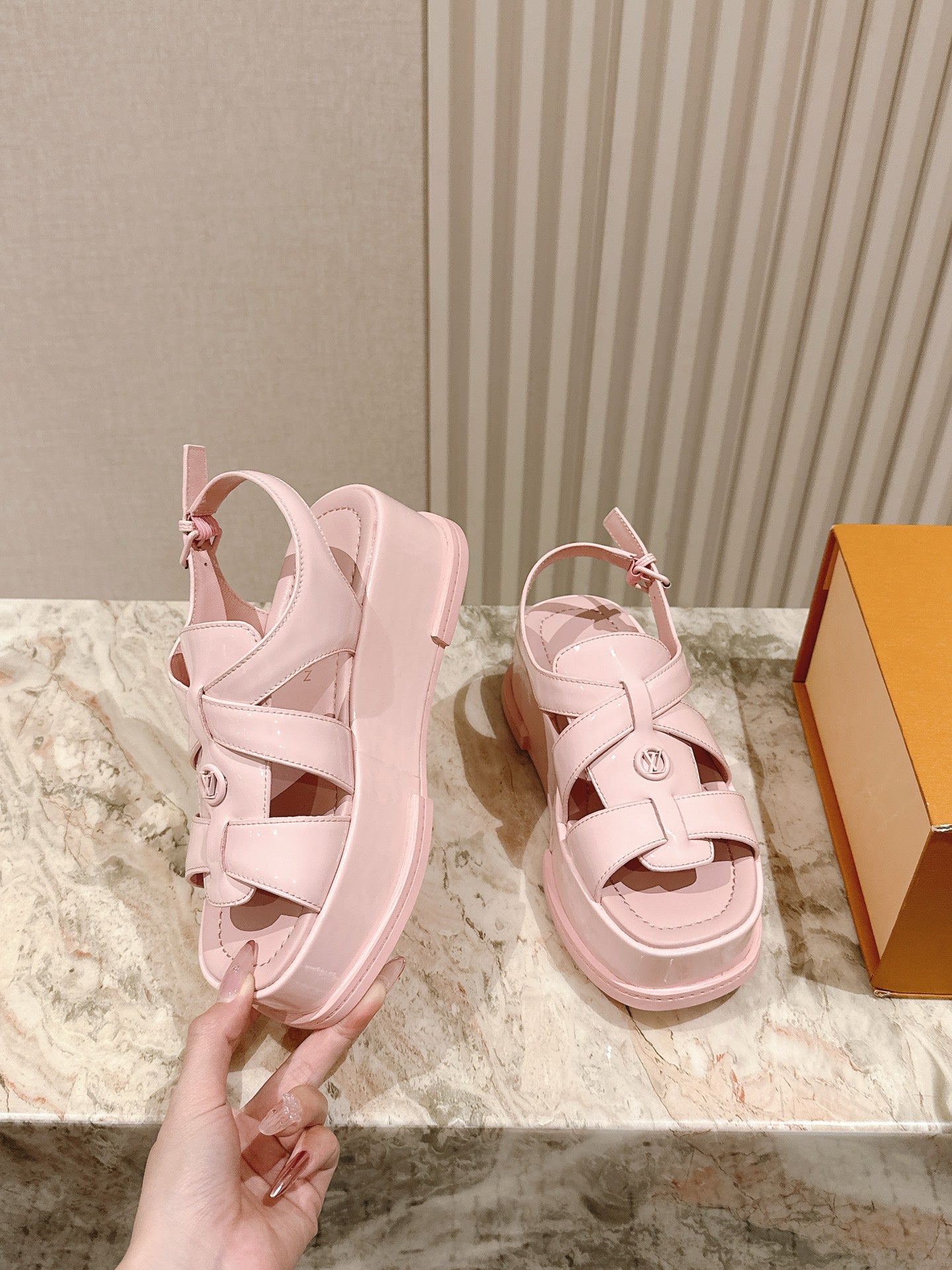 LuxluxHouse Best Quality Women Shoes Louis Vuitton