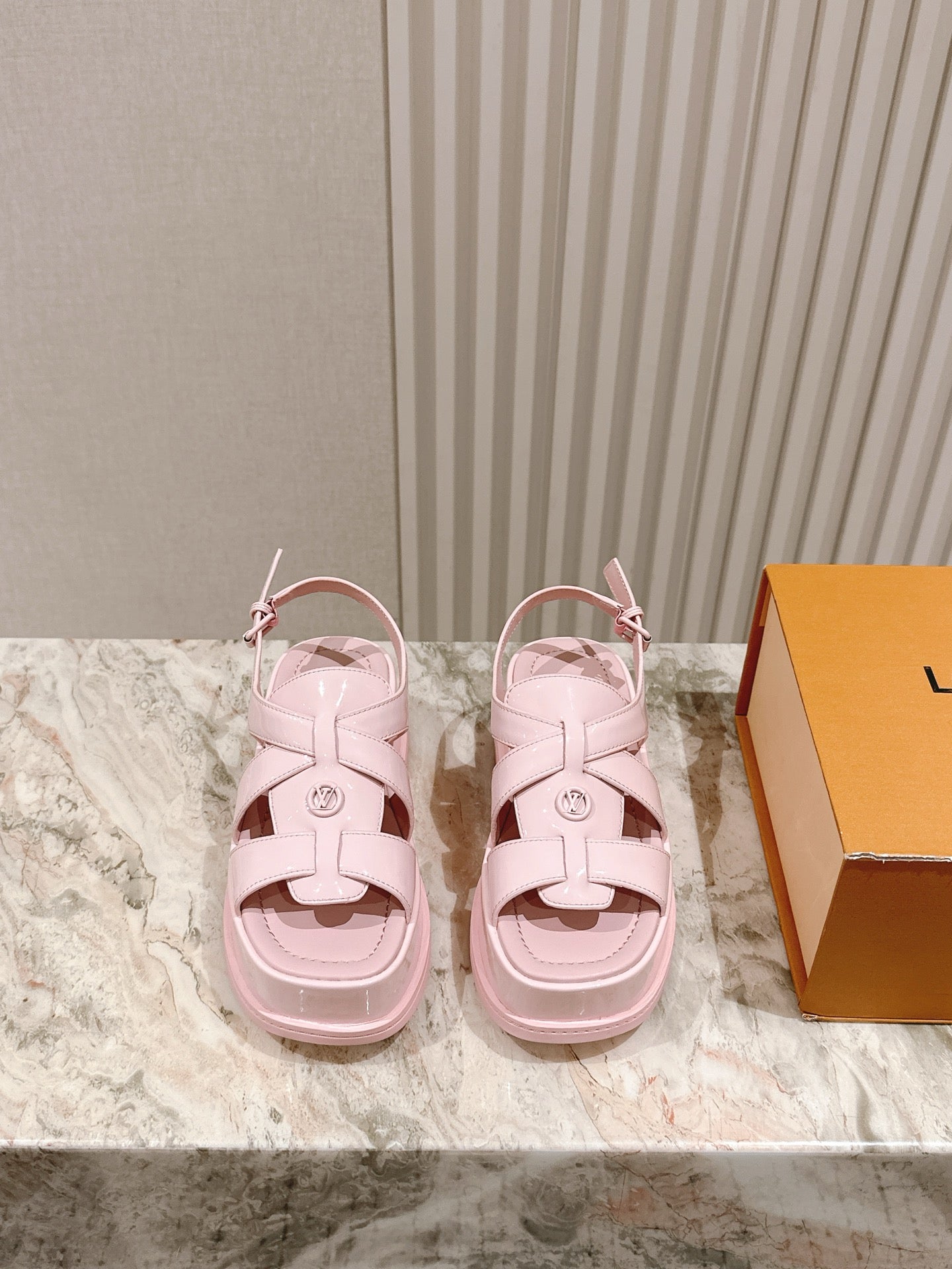 LuxluxHouse Best Quality Women Shoes Louis Vuitton