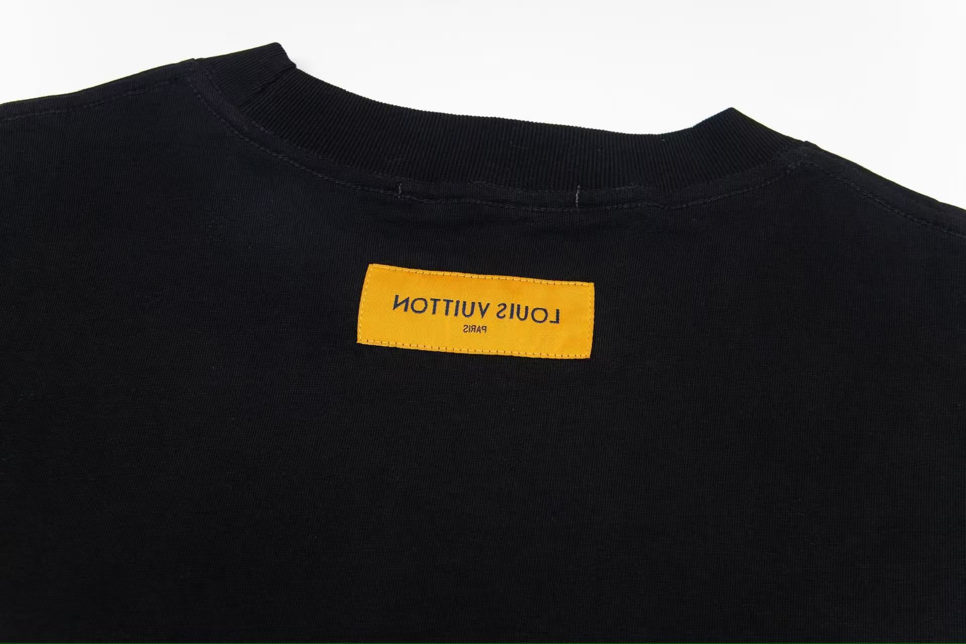 LuxluxHouse Best Quality Clothes T-shirt Louis Vuitton