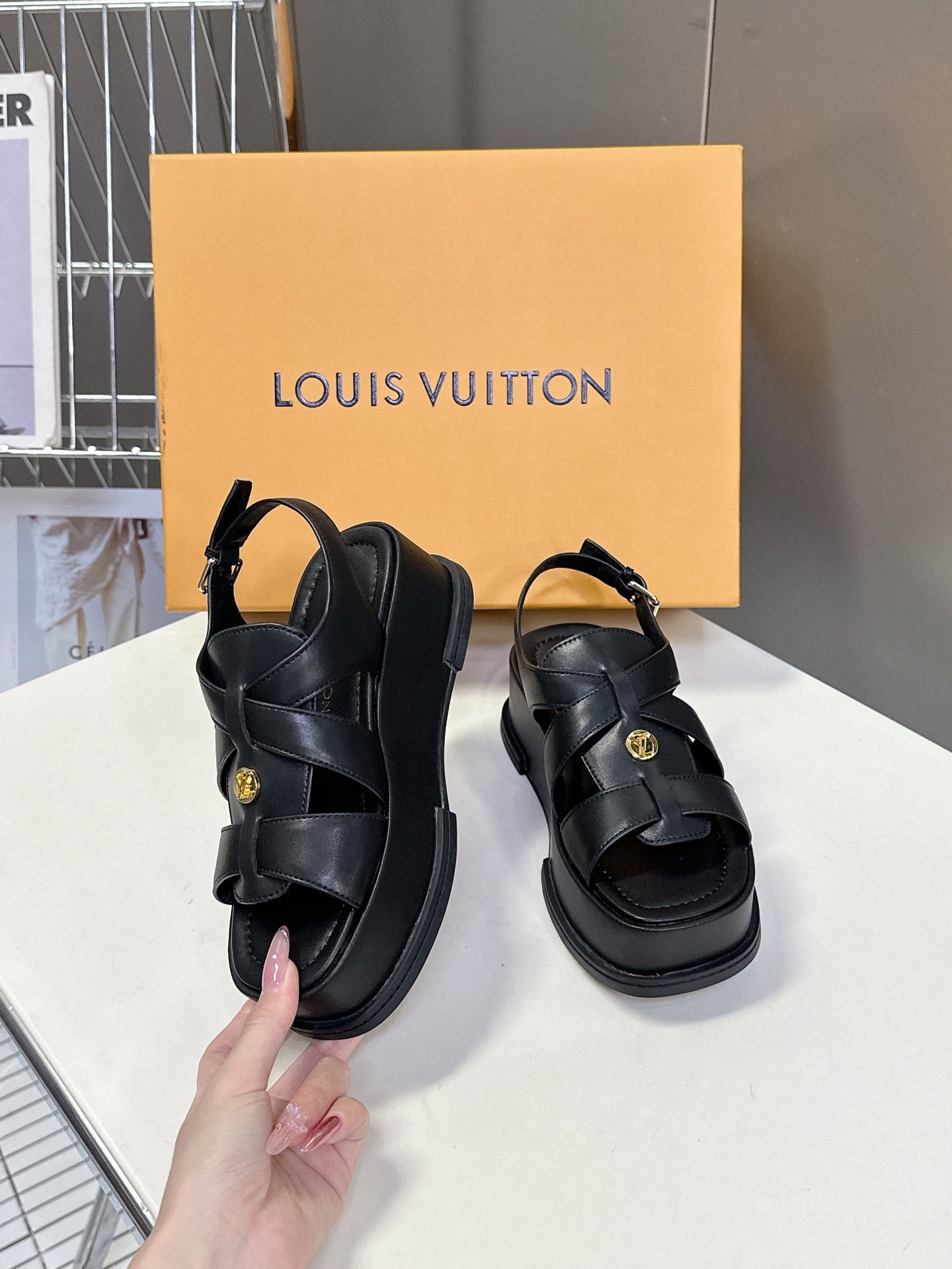 LuxluxHouse Best Quality Women Shoes Louis Vuitton