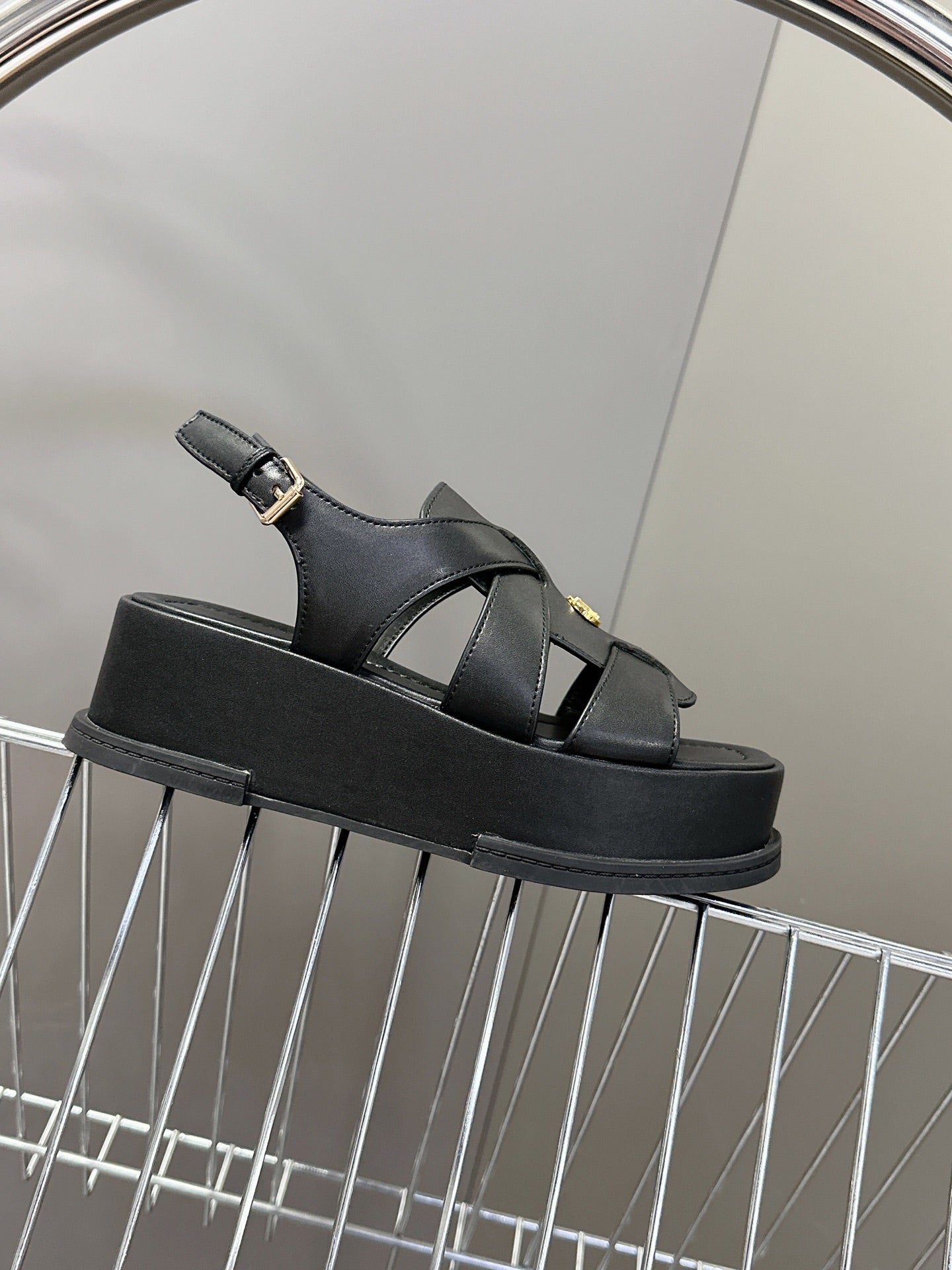 LuxluxHouse Best Quality Women Shoes Louis Vuitton
