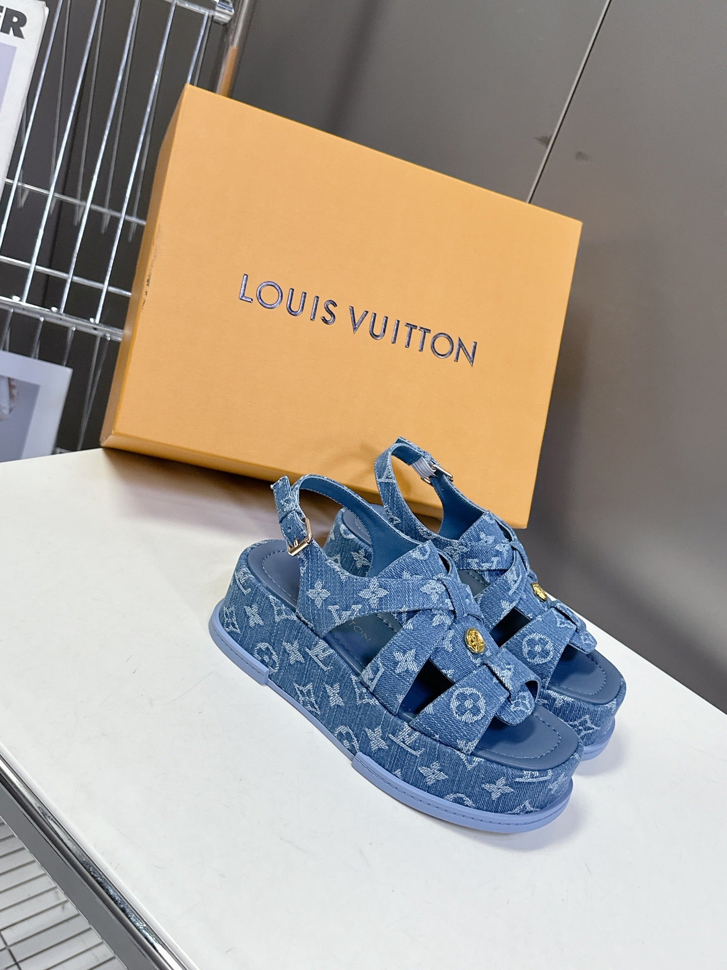 LuxluxHouse Best Quality Women Shoes Louis Vuitton