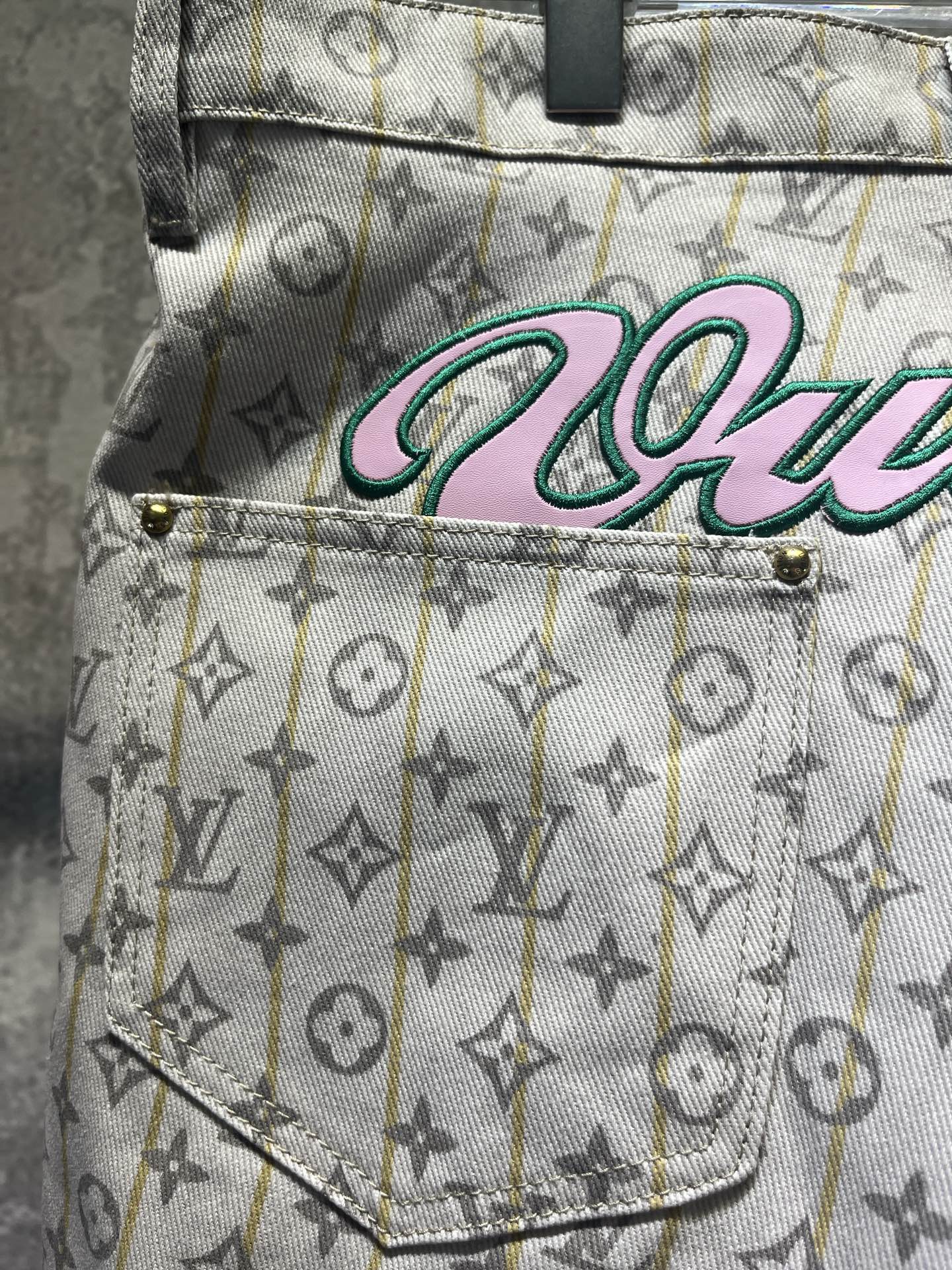LuxluxHouse Best Quality Clothes Pants Louis Vuitton