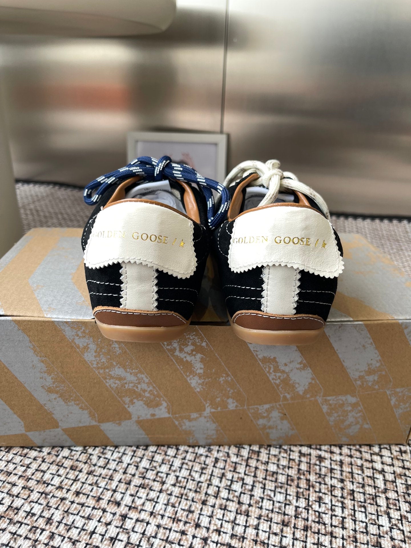 LuxluxHouse Best Quality Shoes Golden Goose