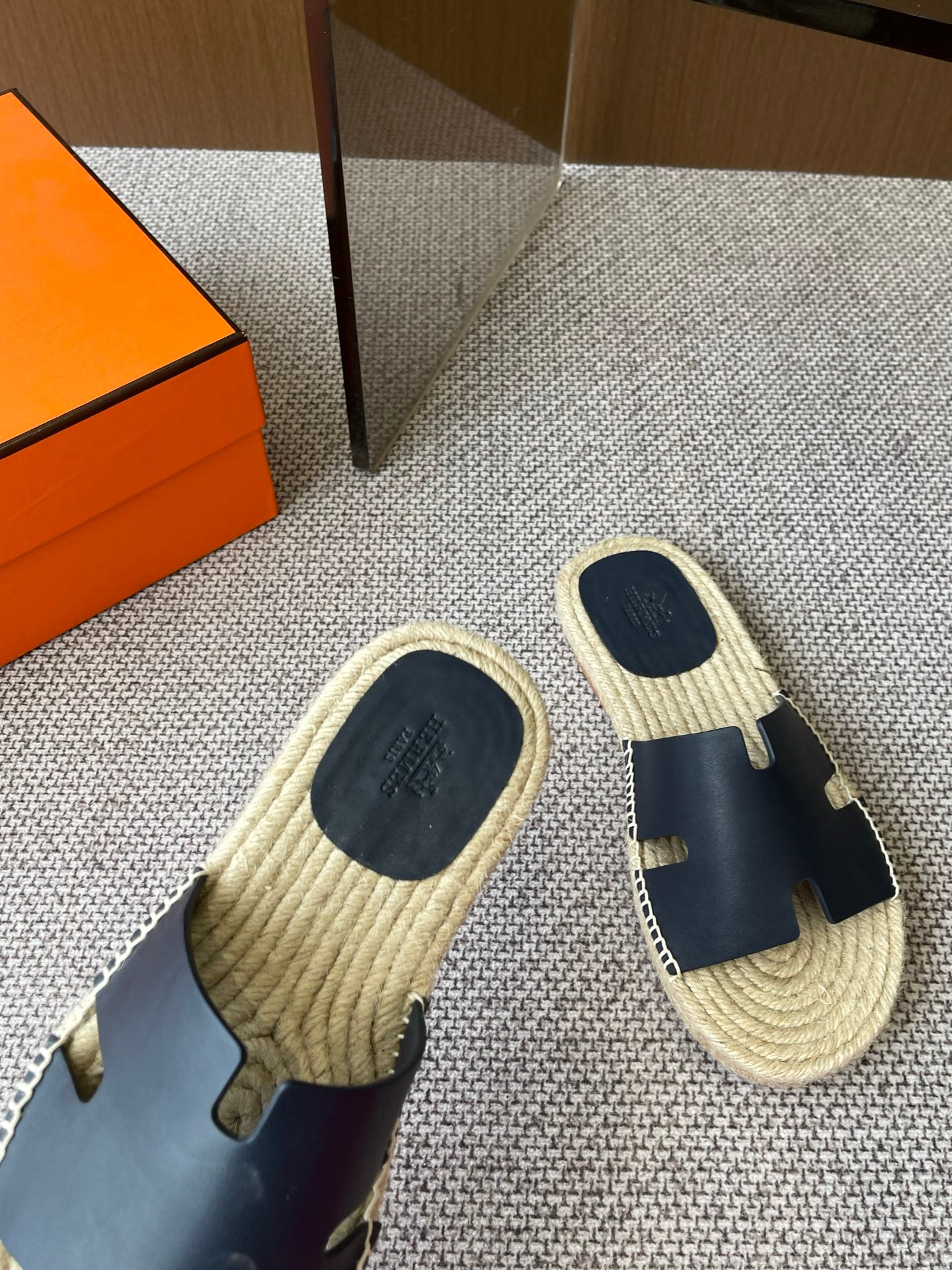 LuxluxHouse Best Quality Women Shoes Hermes