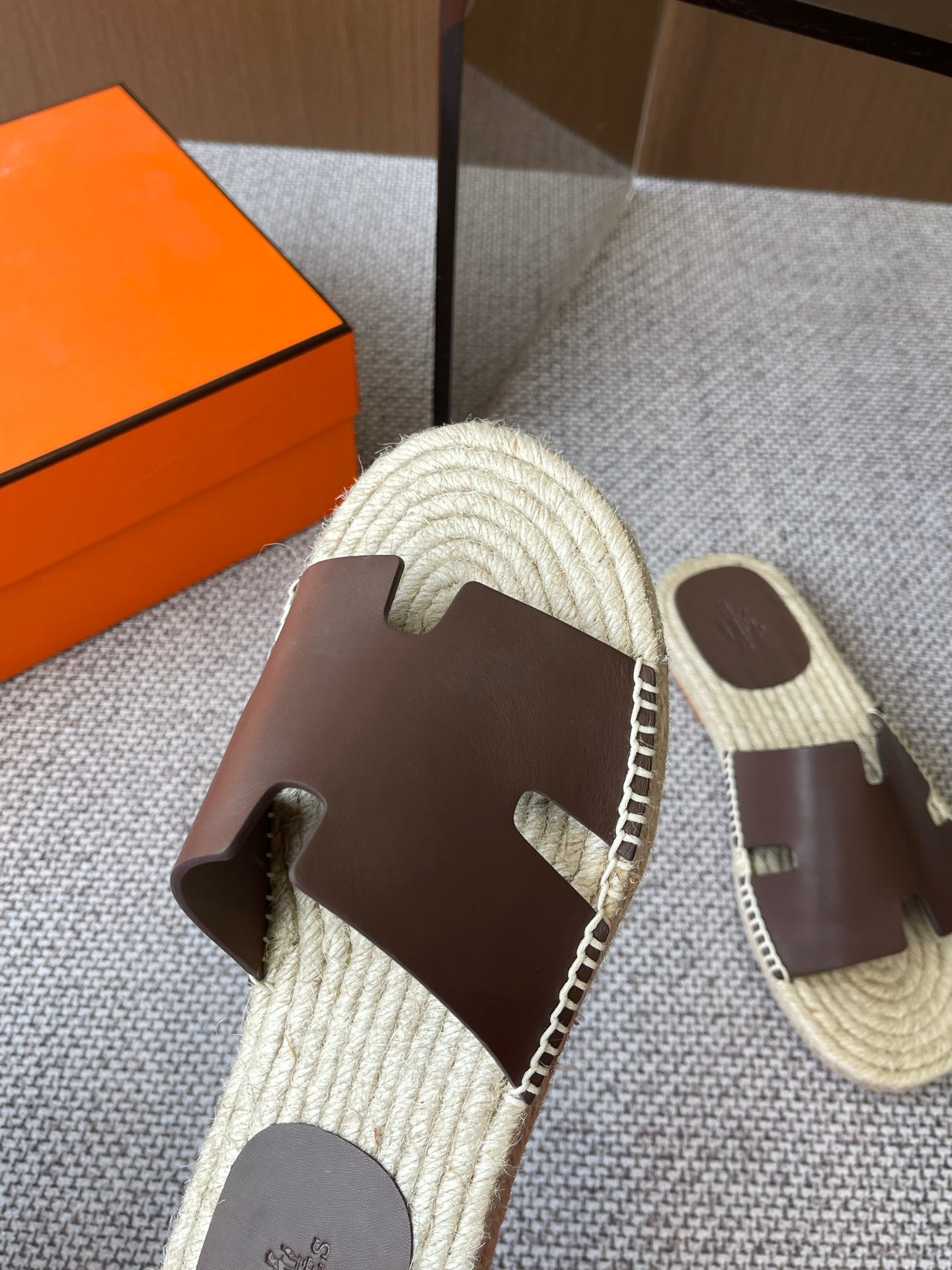 LuxluxHouse Best Quality Women Shoes Hermes
