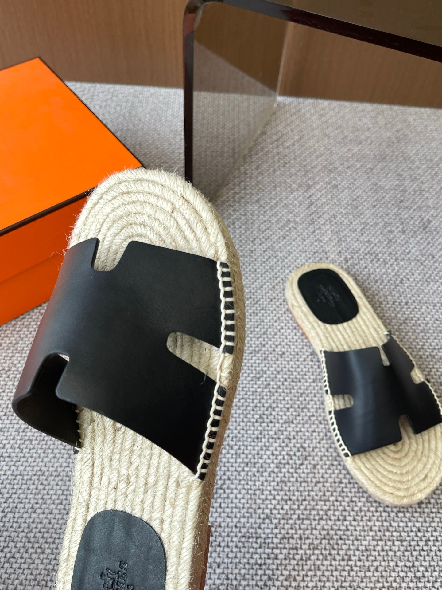 LuxluxHouse Best Quality Women Shoes Hermes