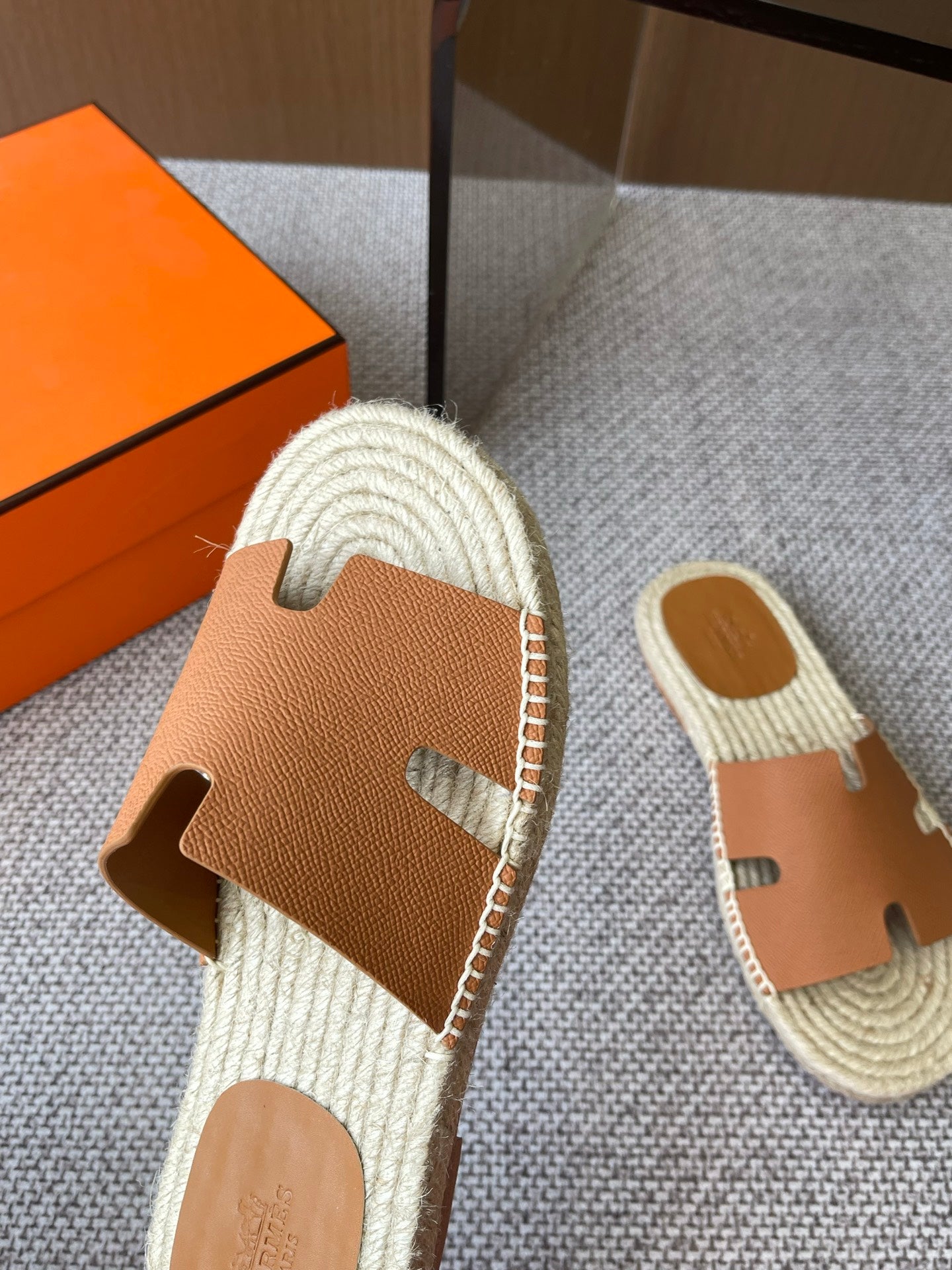 LuxluxHouse Best Quality Women Shoes Hermes
