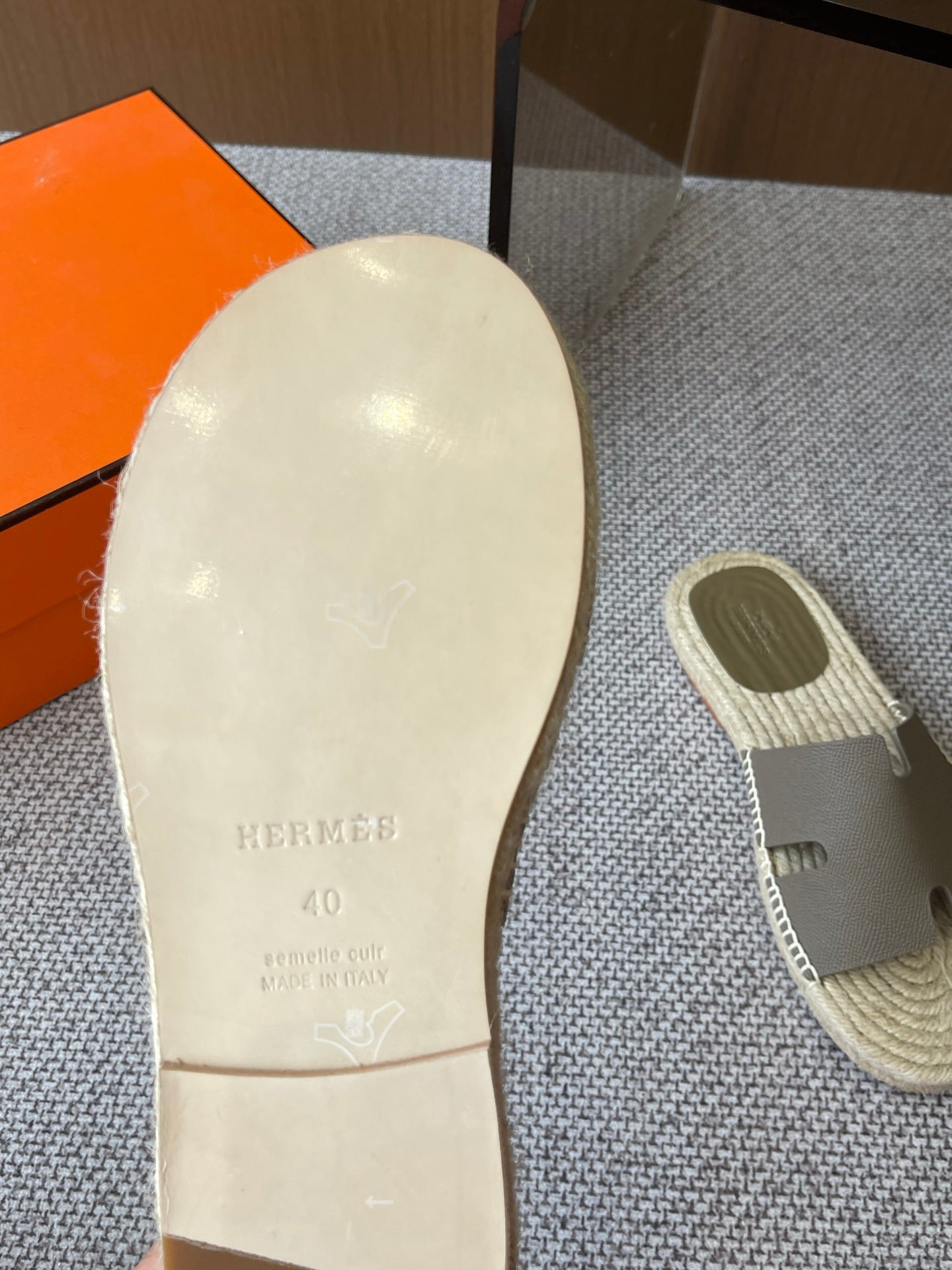 LuxluxHouse Best Quality Women Shoes Hermes
