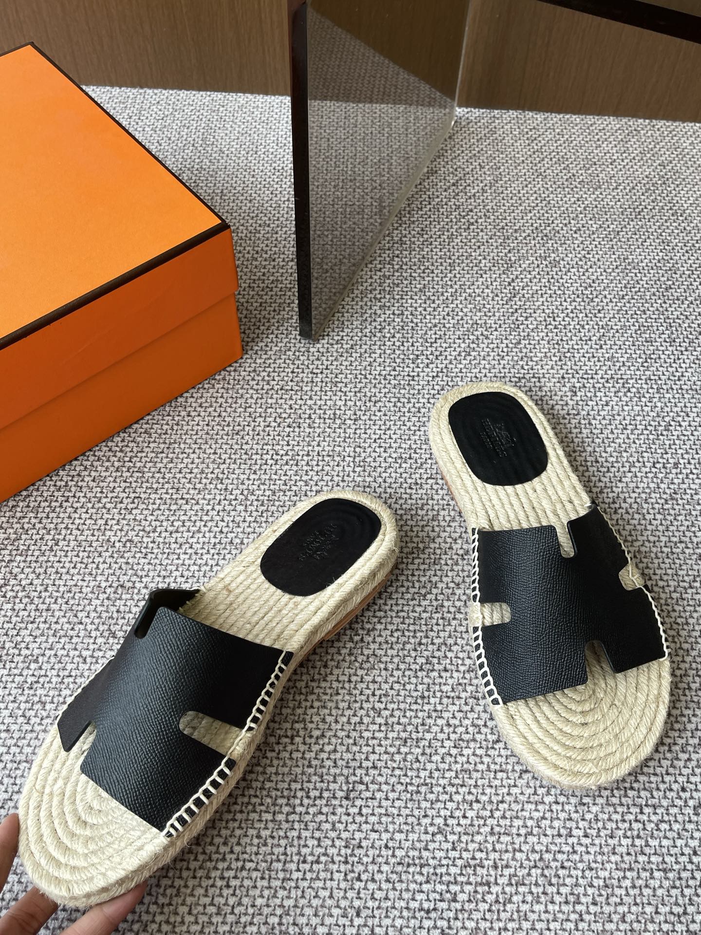 LuxluxHouse Best Quality Women Shoes Hermes