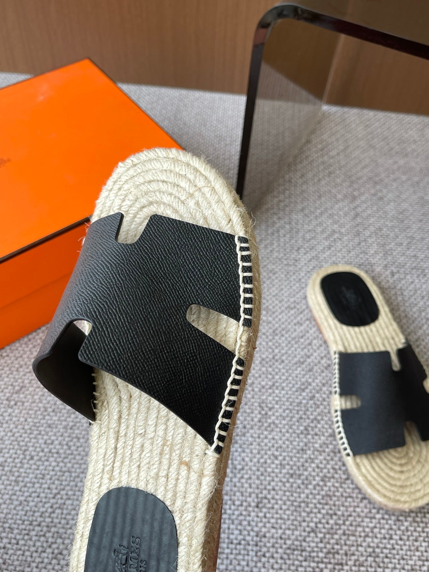 LuxluxHouse Best Quality Women Shoes Hermes