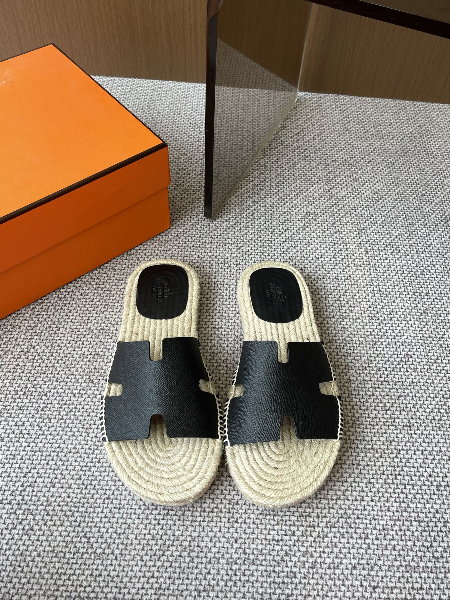 LuxluxHouse Best Quality Women Shoes Hermes