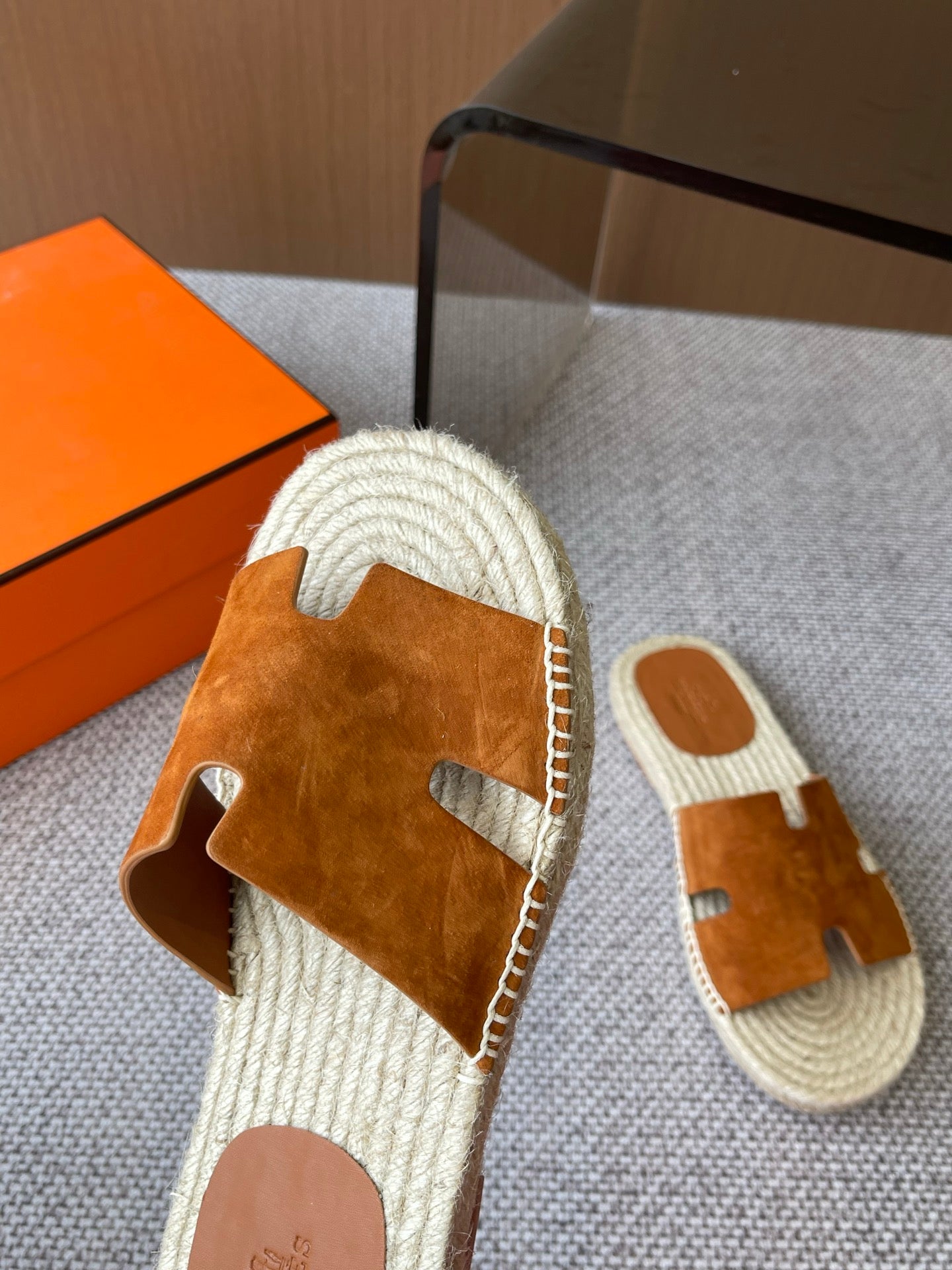 LuxluxHouse Best Quality Women Shoes Hermes