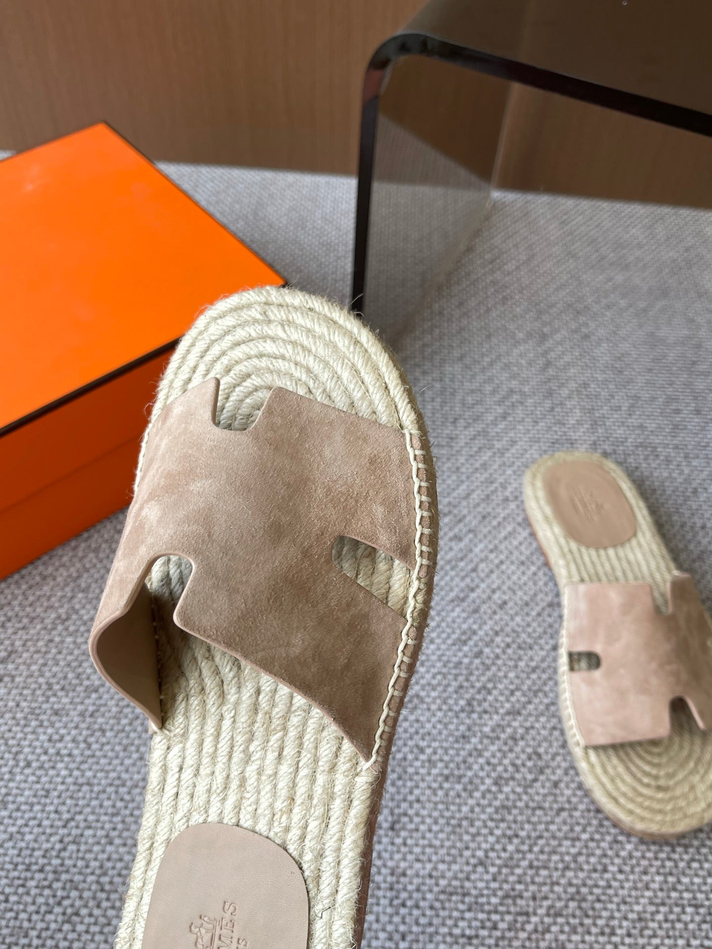 LuxluxHouse Best Quality Women Shoes Hermes