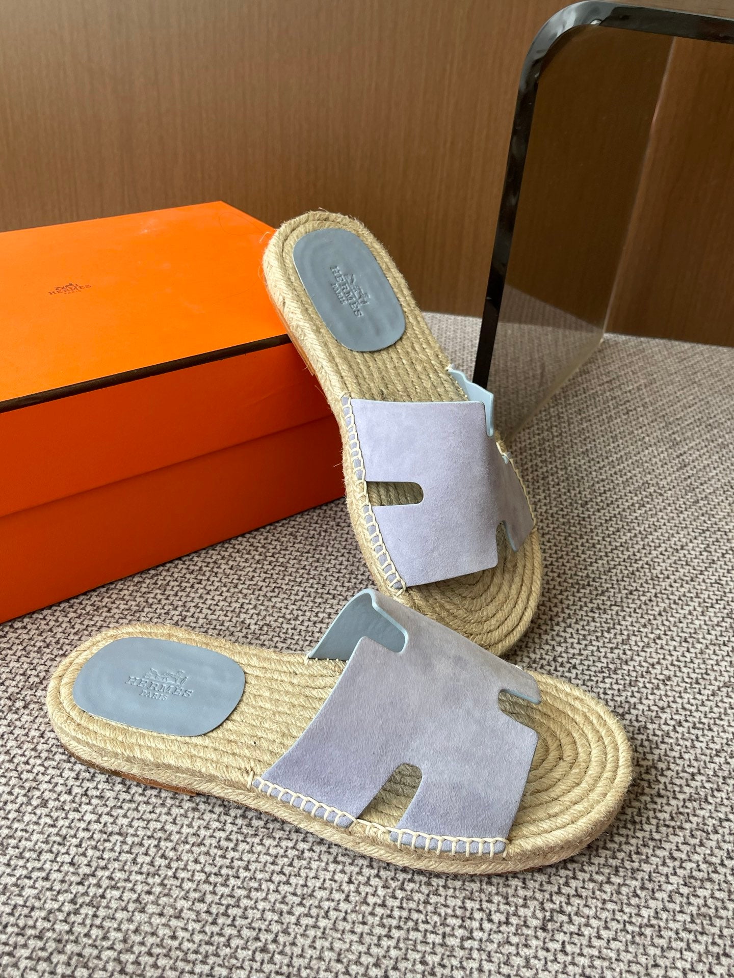 LuxluxHouse Best Quality Women Shoes Hermes