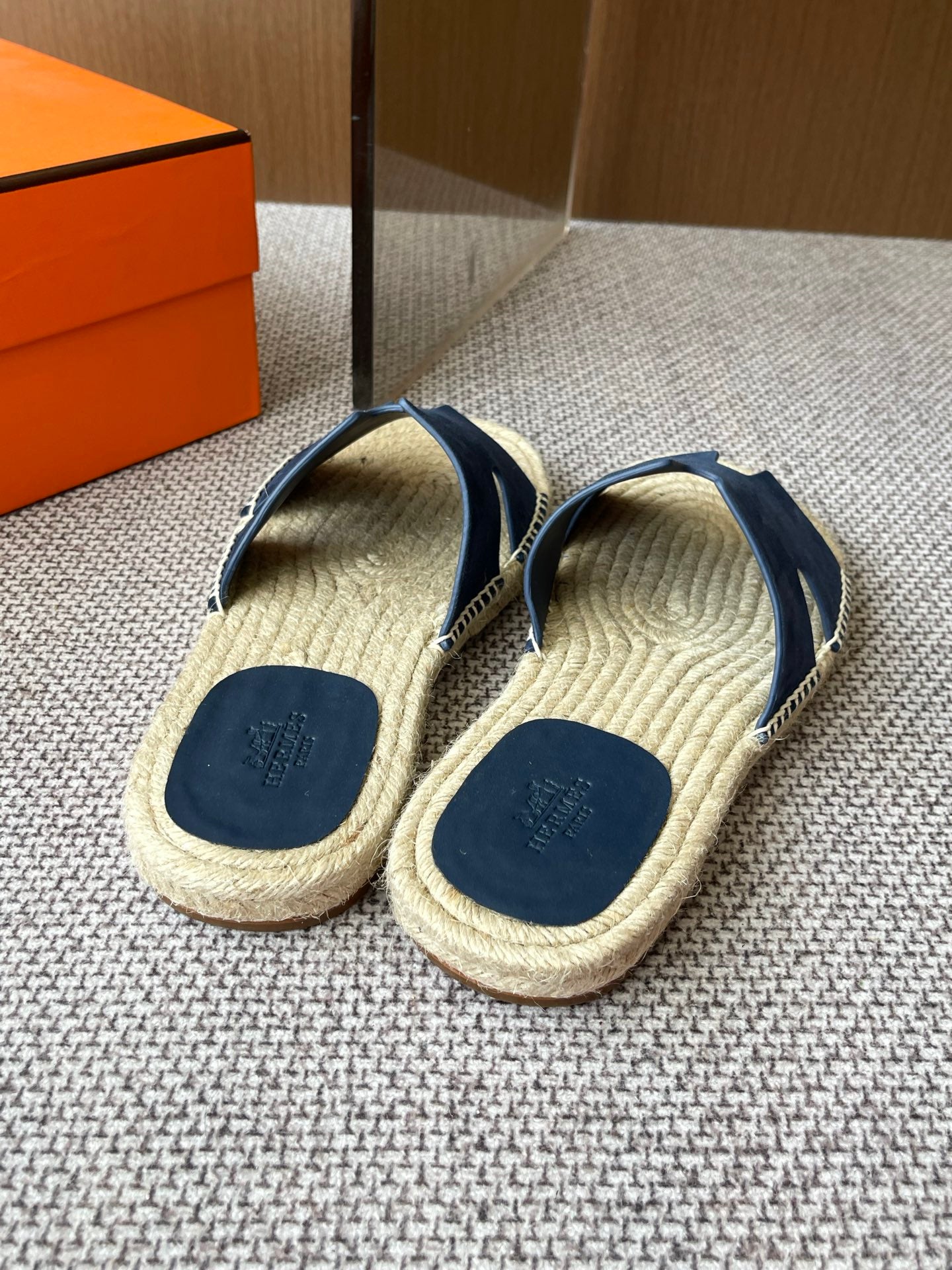 LuxluxHouse Best Quality Women Shoes Hermes