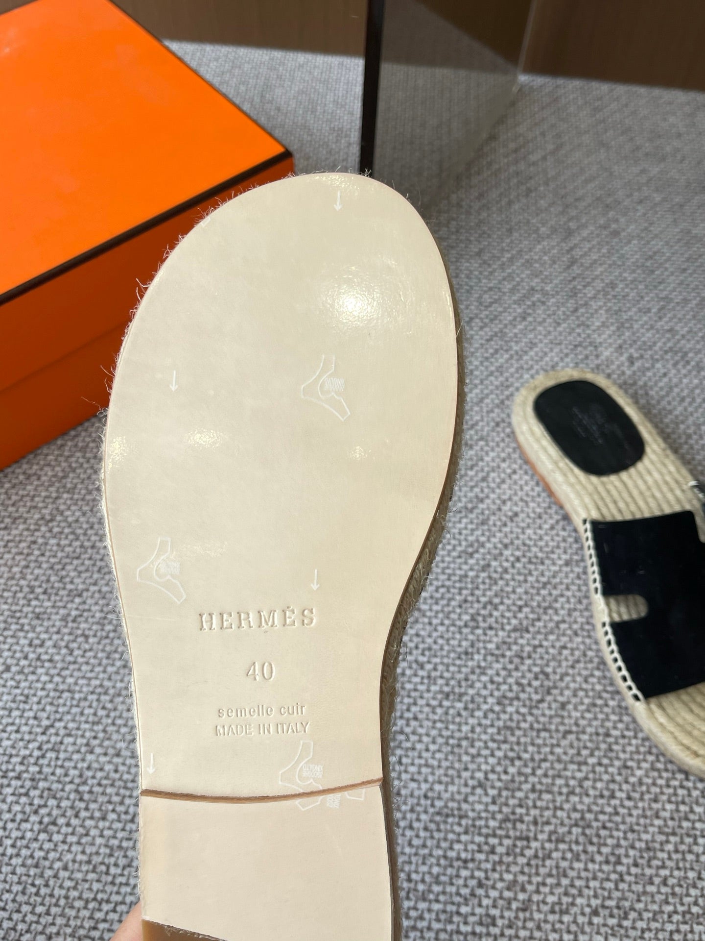 LuxluxHouse Best Quality Women Shoes Hermes