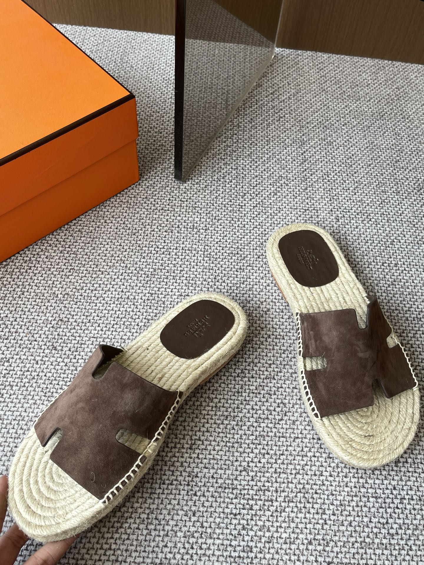 LuxluxHouse Best Quality Women Shoes Hermes