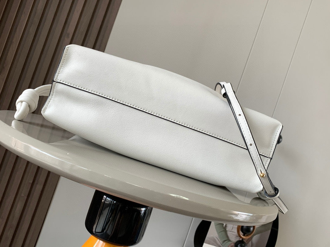 LuxluxHouse Best Quality Bags Loewe