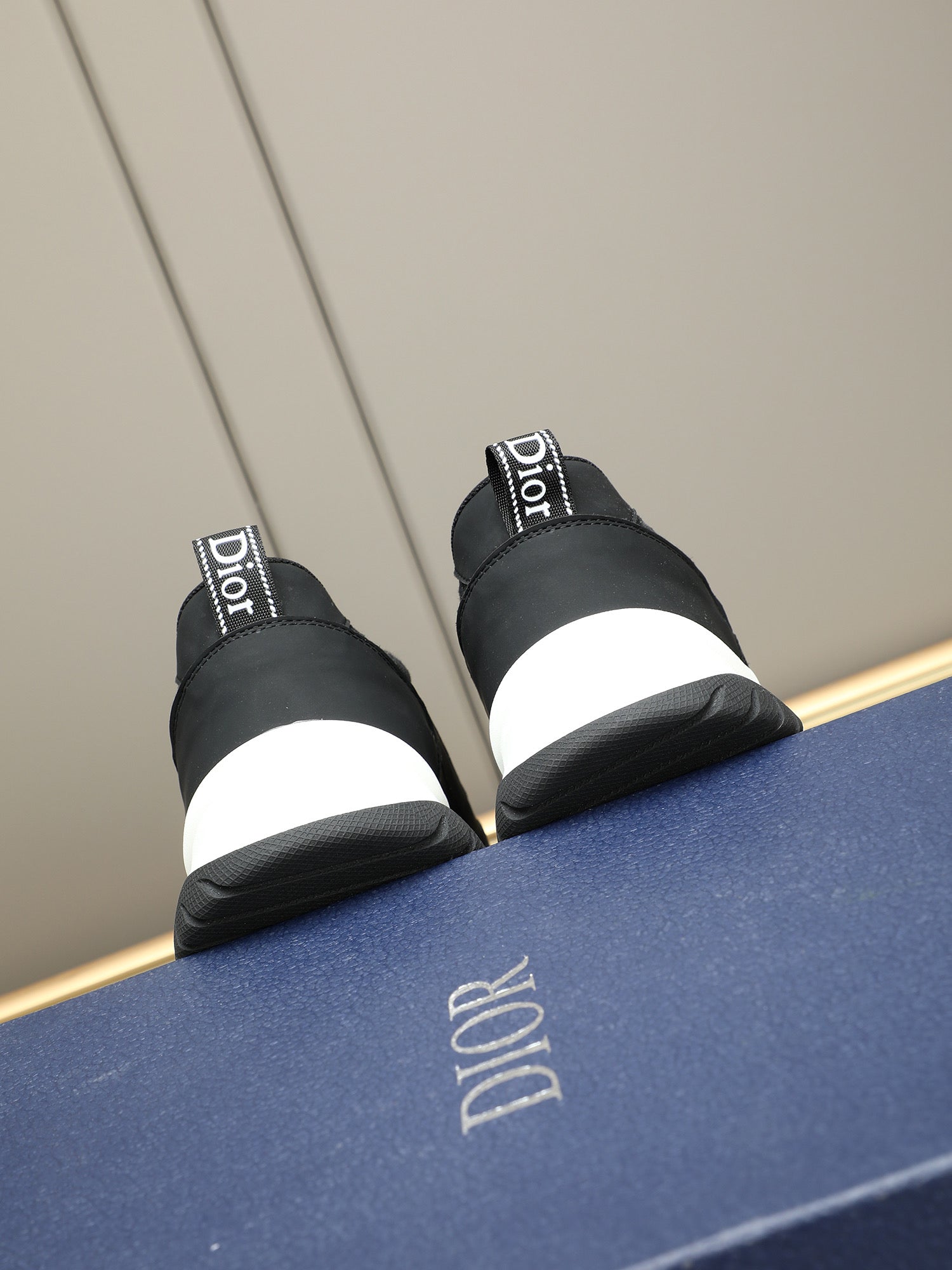 LuxluxHouse Best Quality Shoes Dior