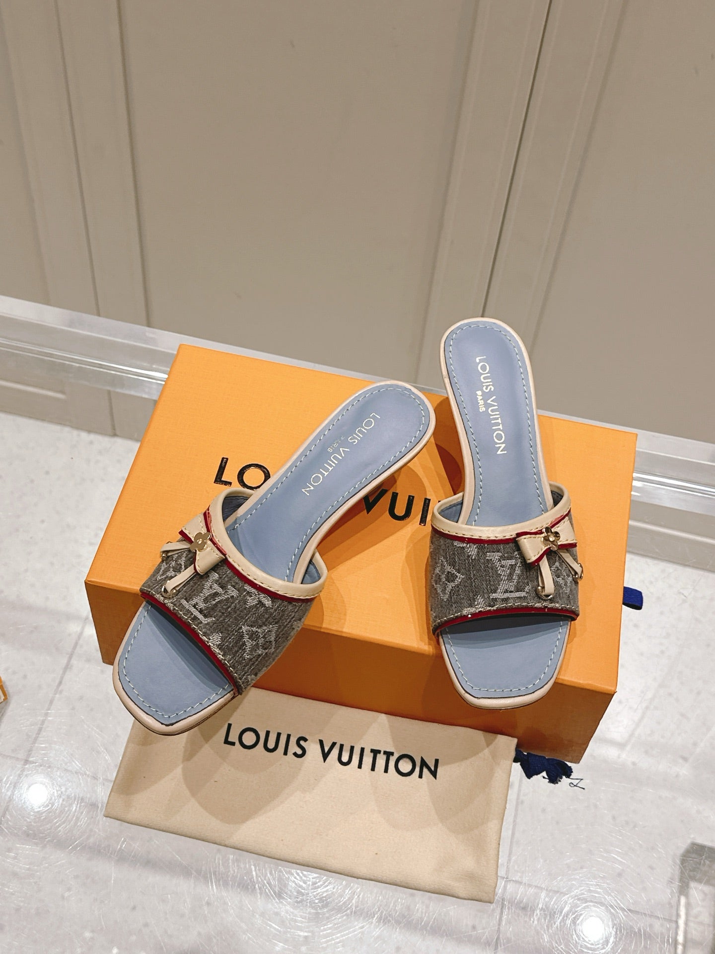 LuxluxHouse Best Quality Women Shoes Louis Vuitton